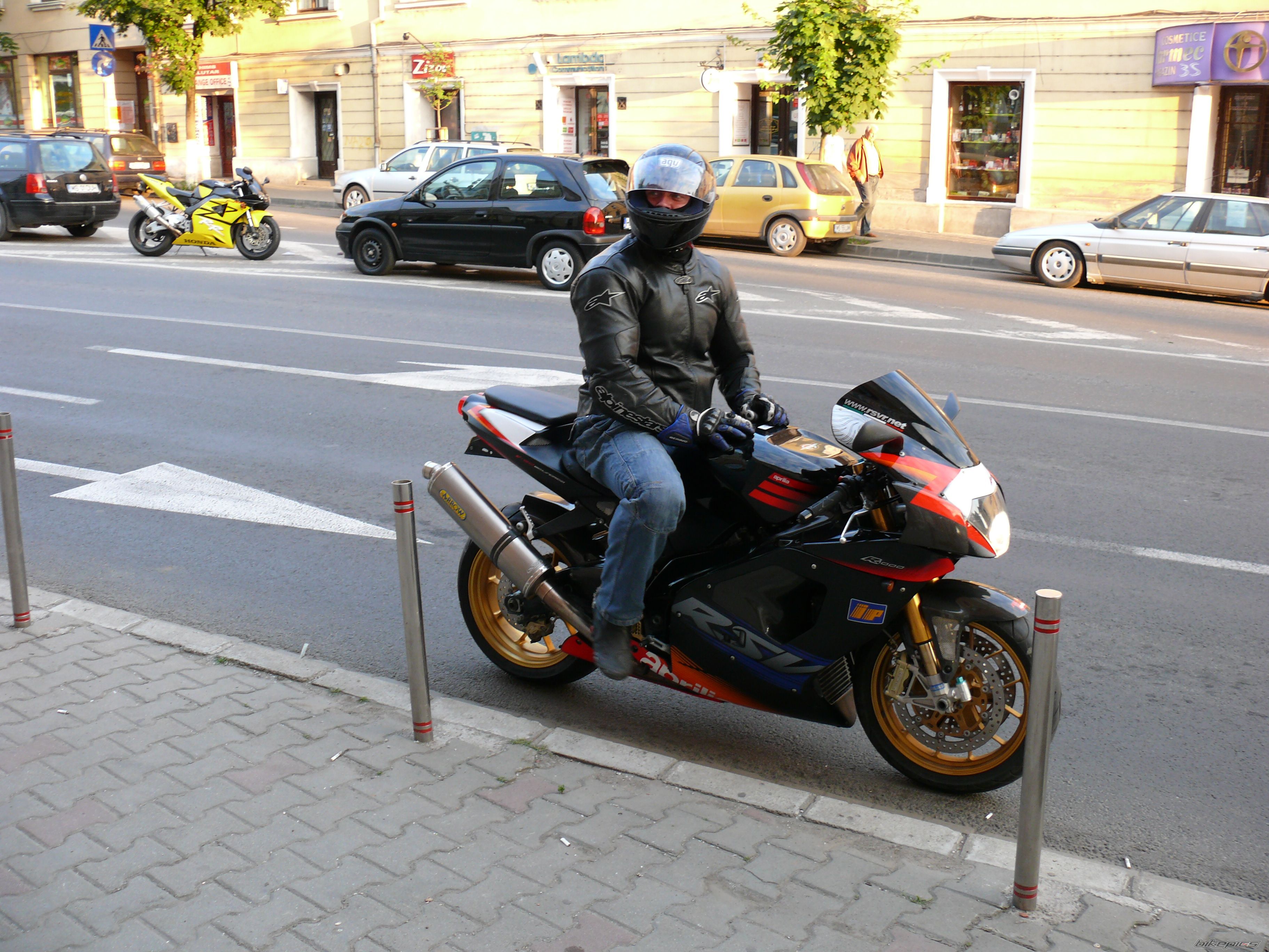 Bike Photo 2003285