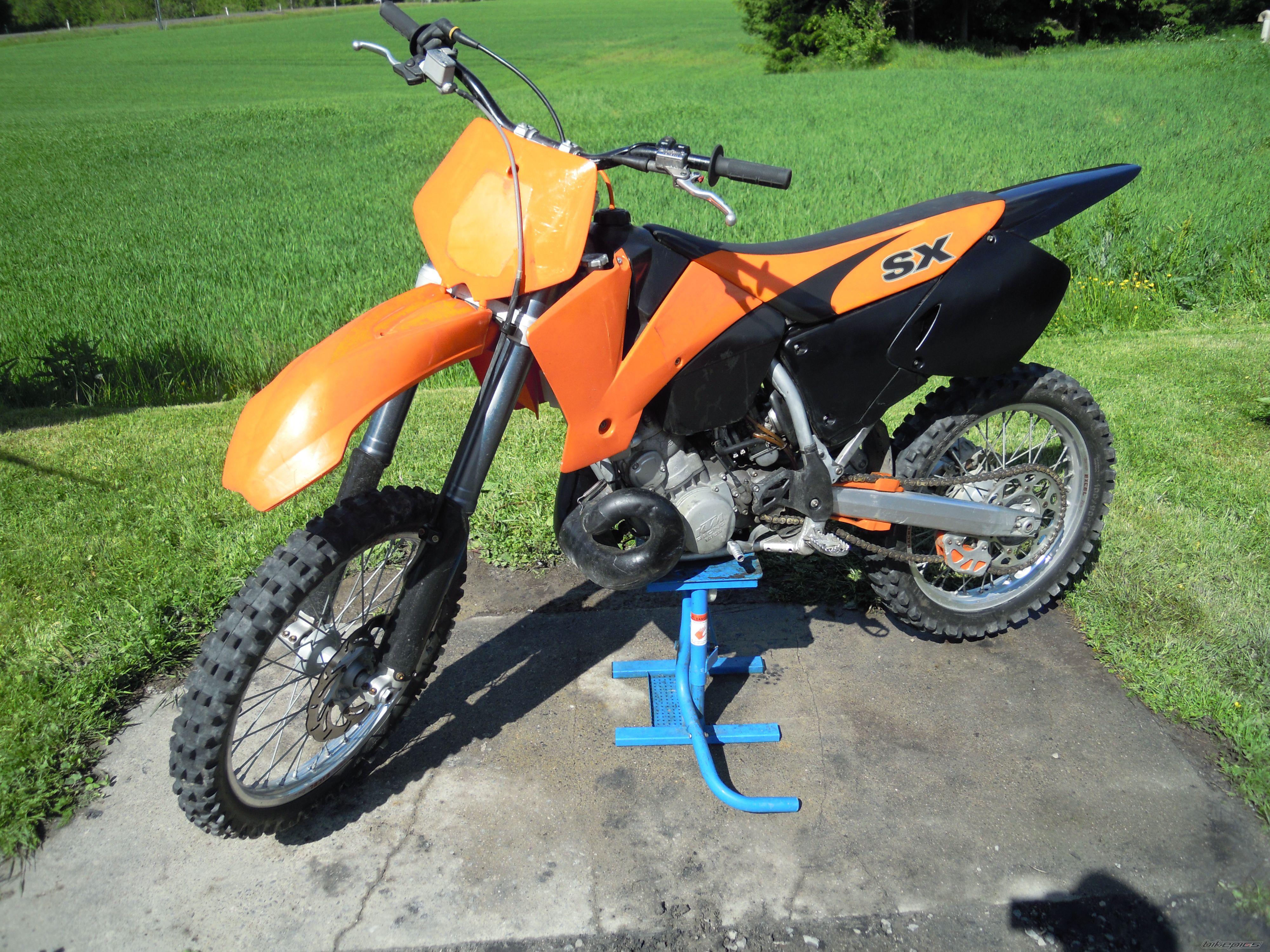 Bike Photo 2003352
