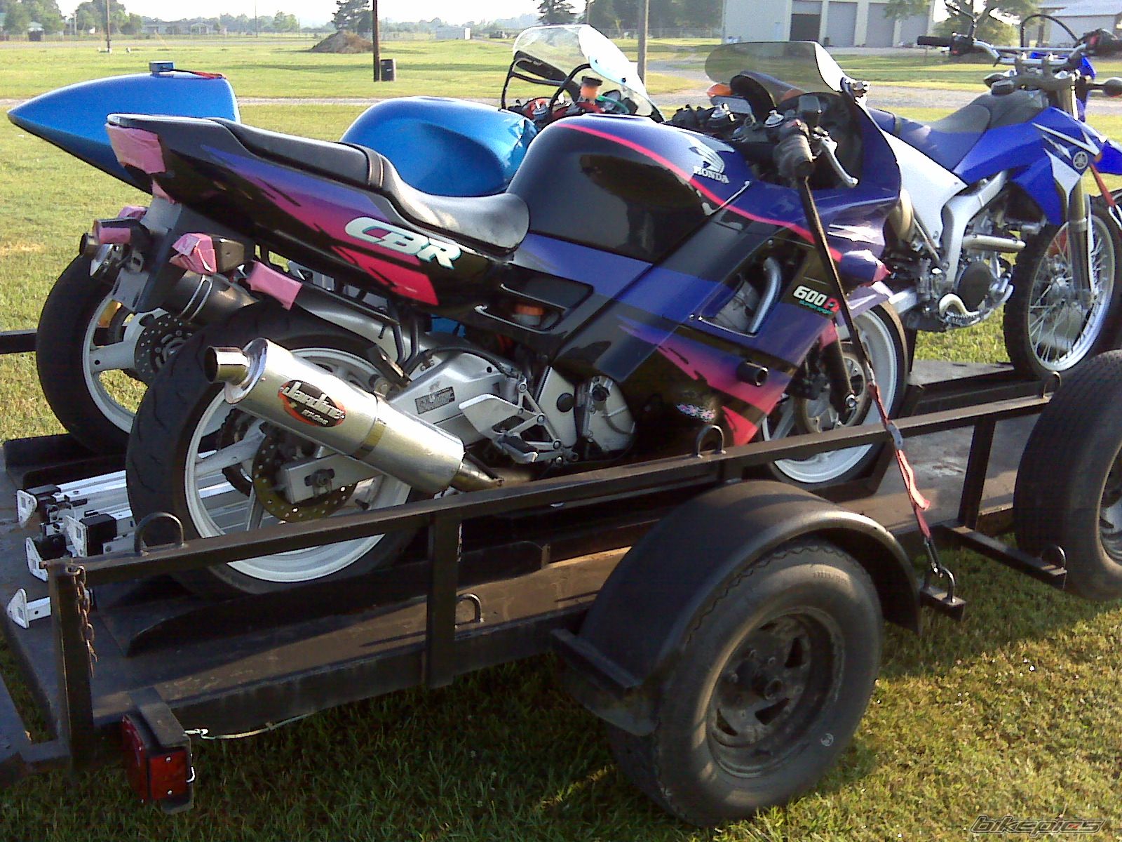 Photo 2003472
