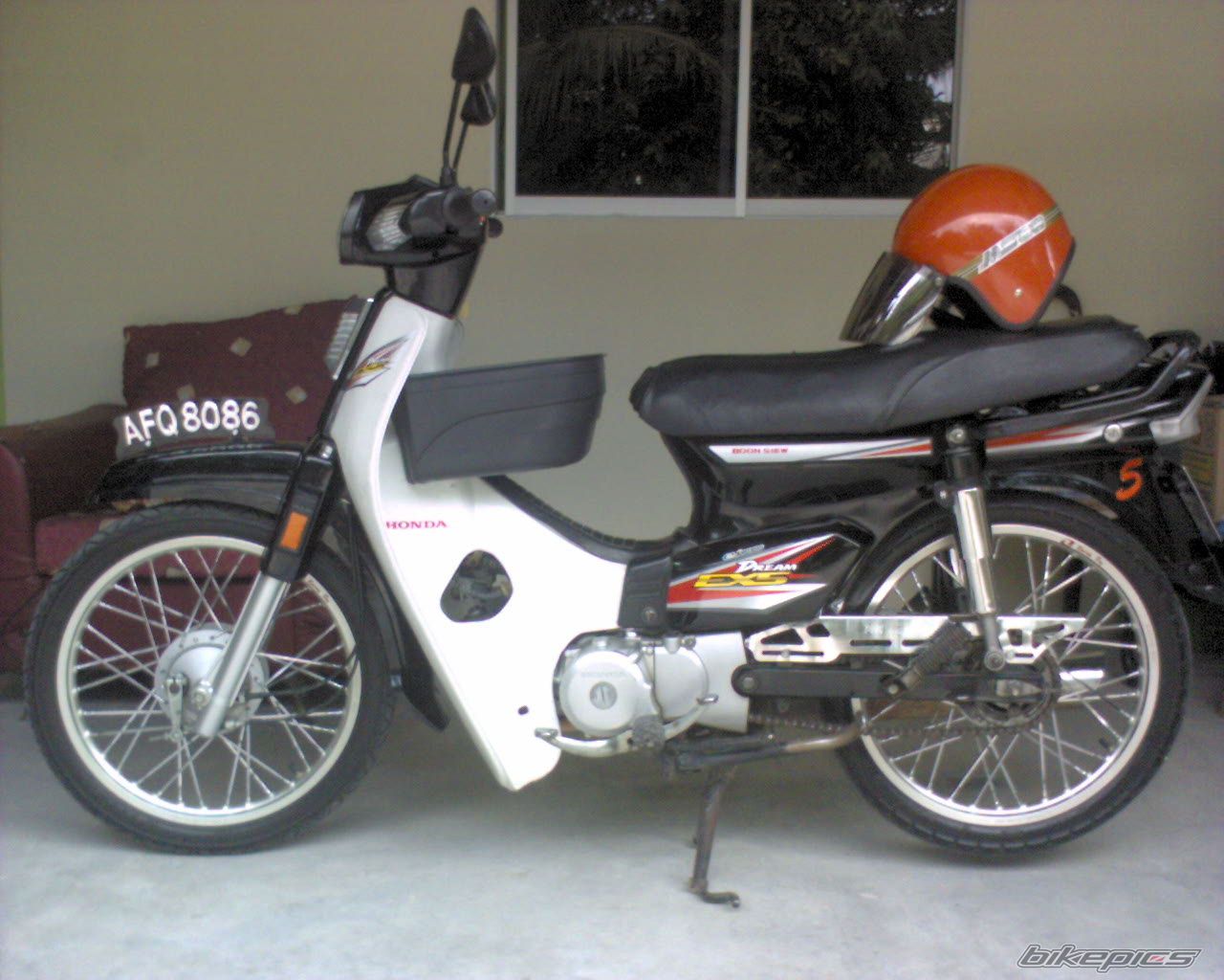 Photo 2003545