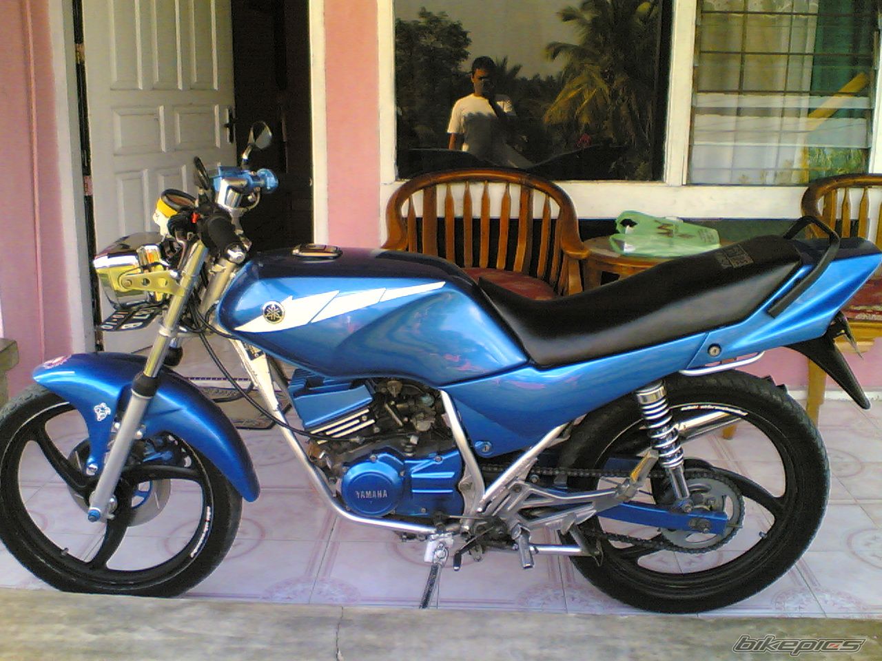 Photo 2003556