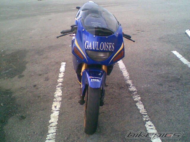Photo 2003580