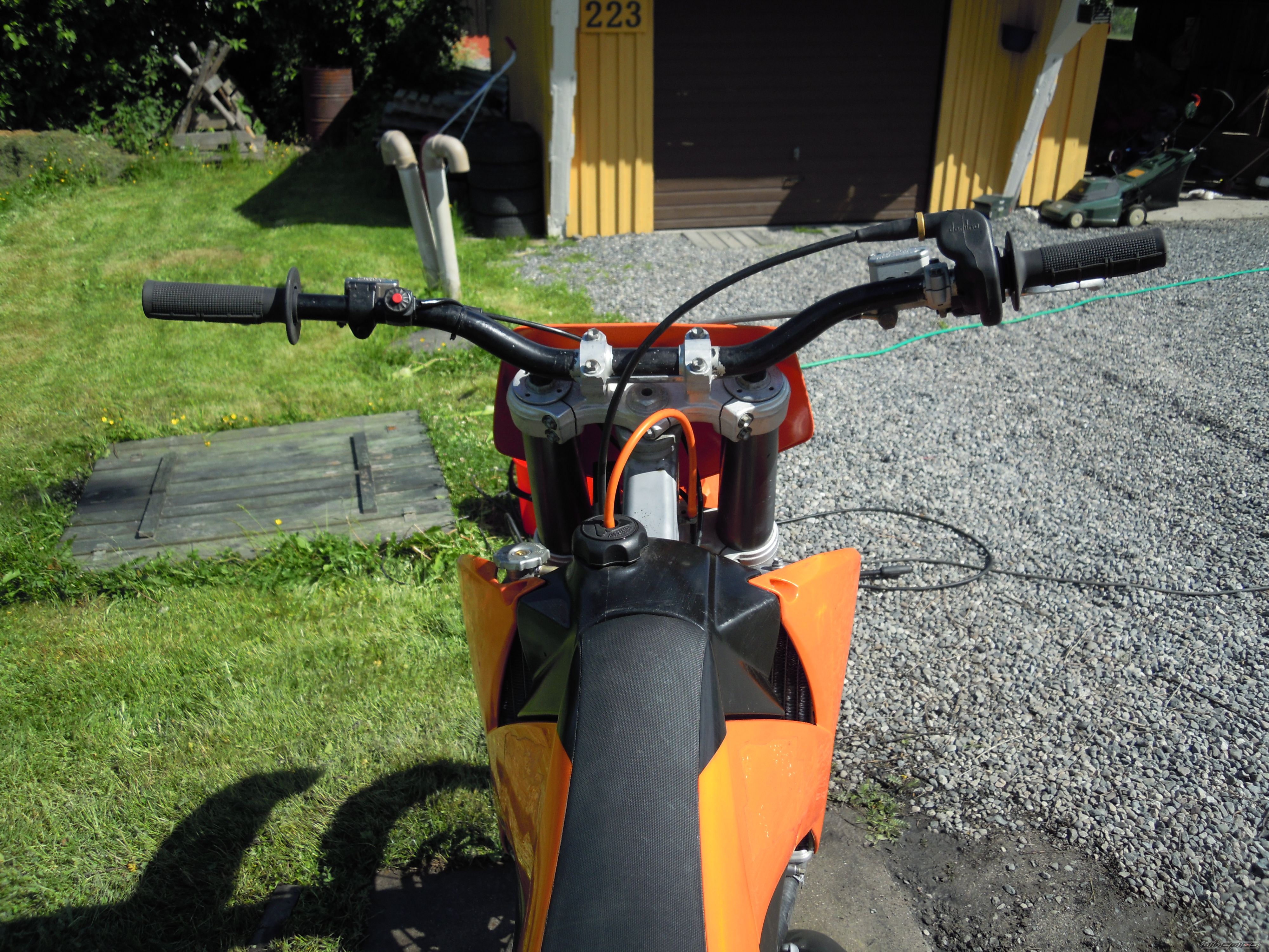 Bike Photo 2003648