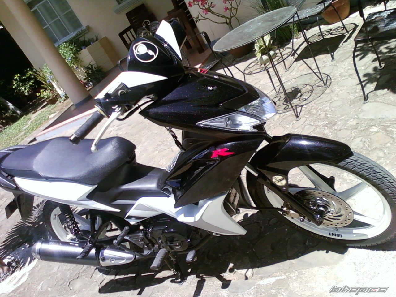 Photo 2003762