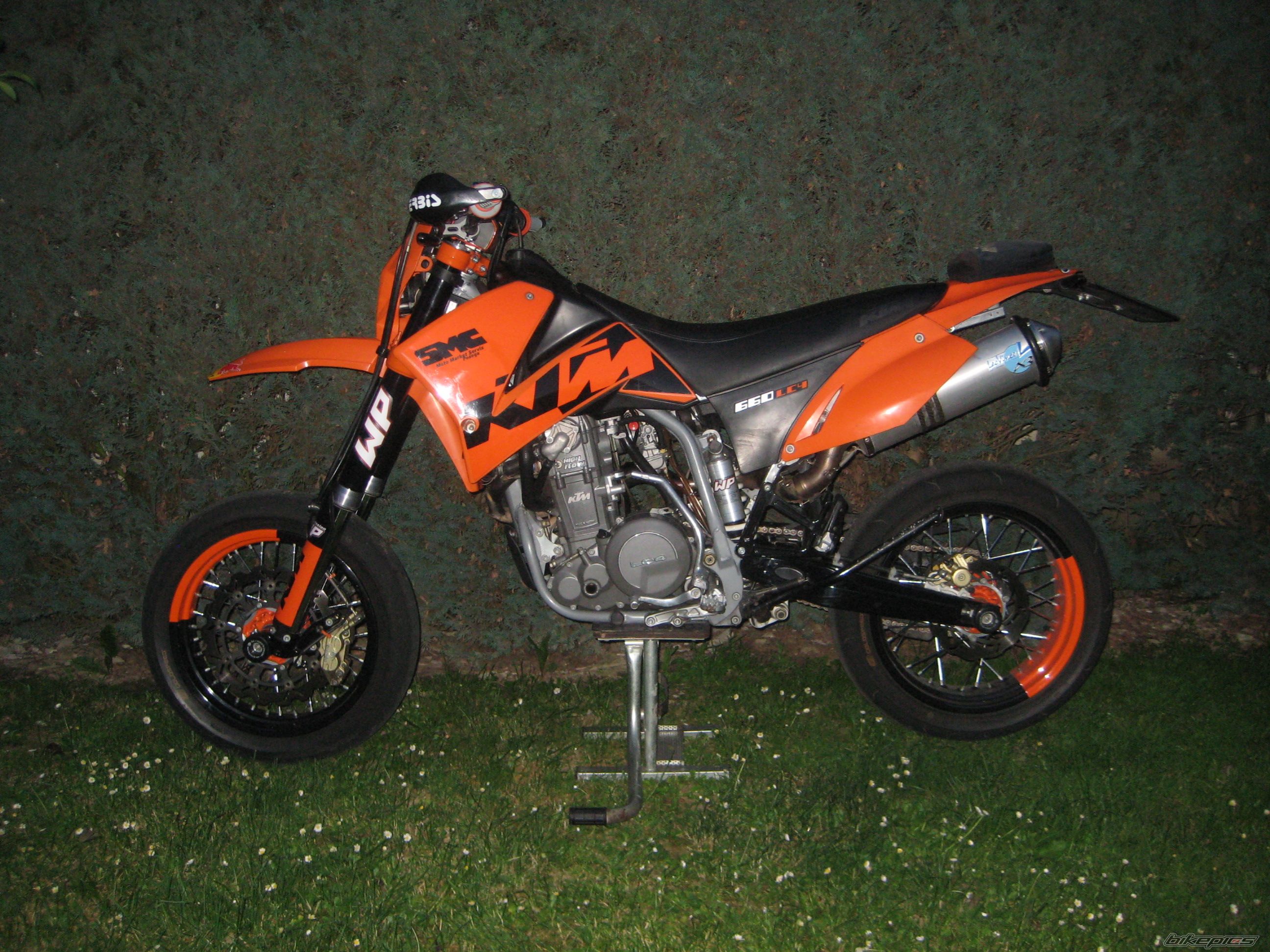Photo 2003794