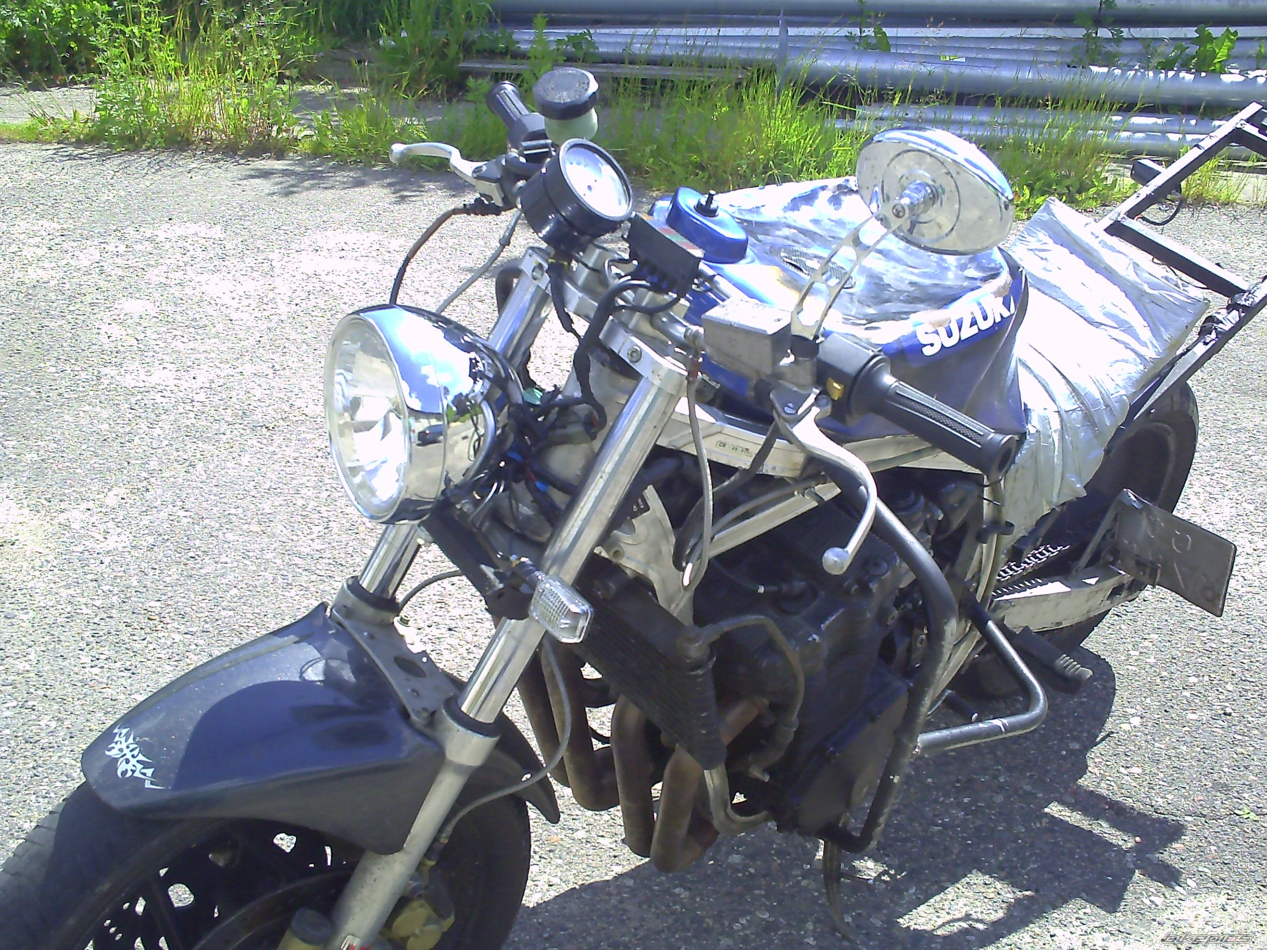 Photo 2003837