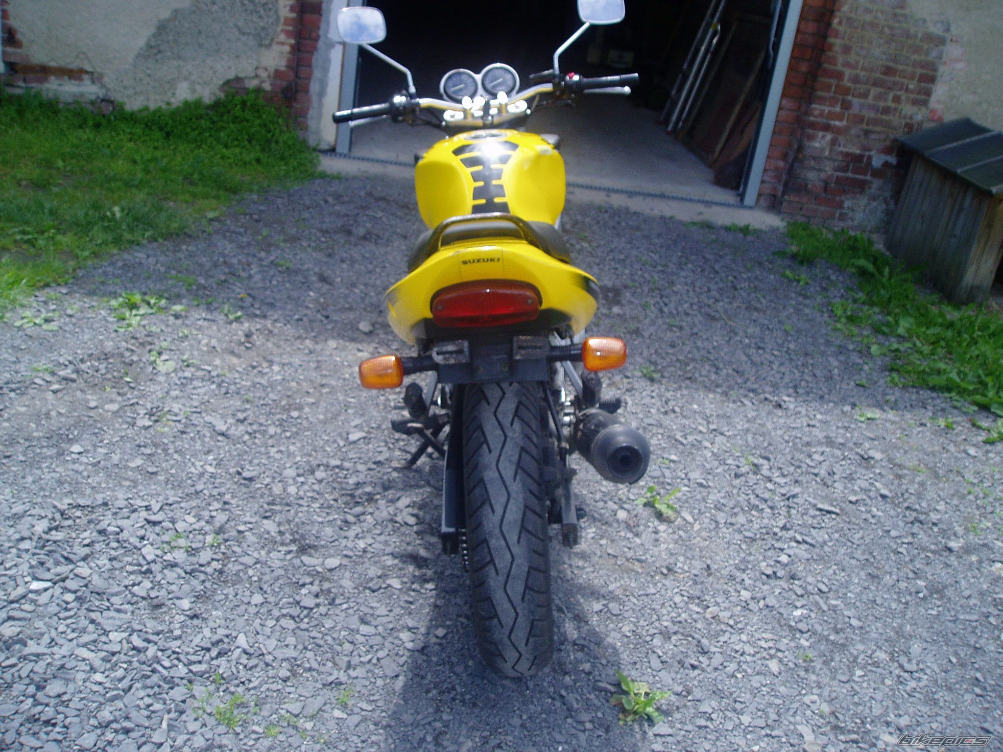 Photo 2003950