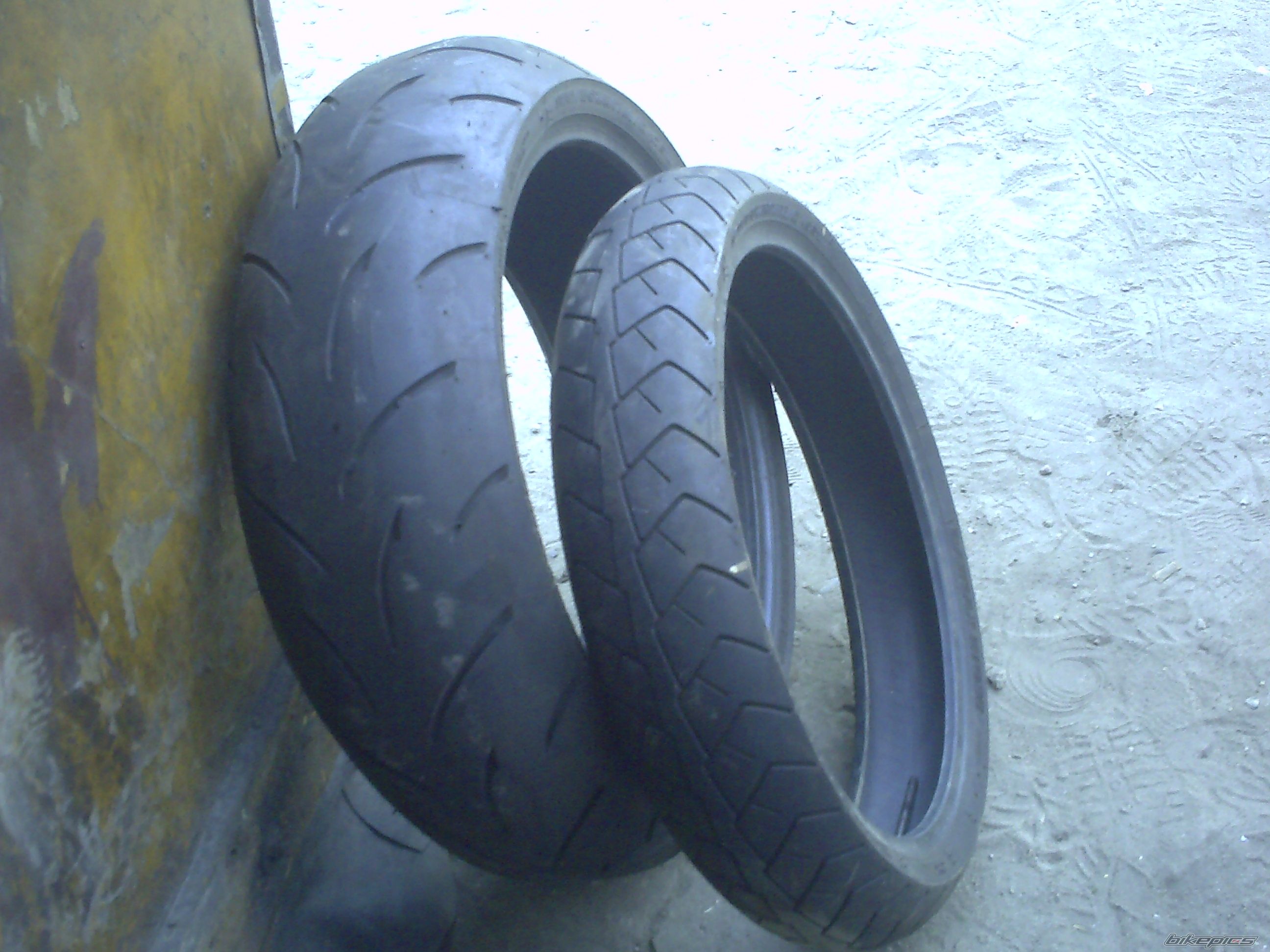Photo 2003973