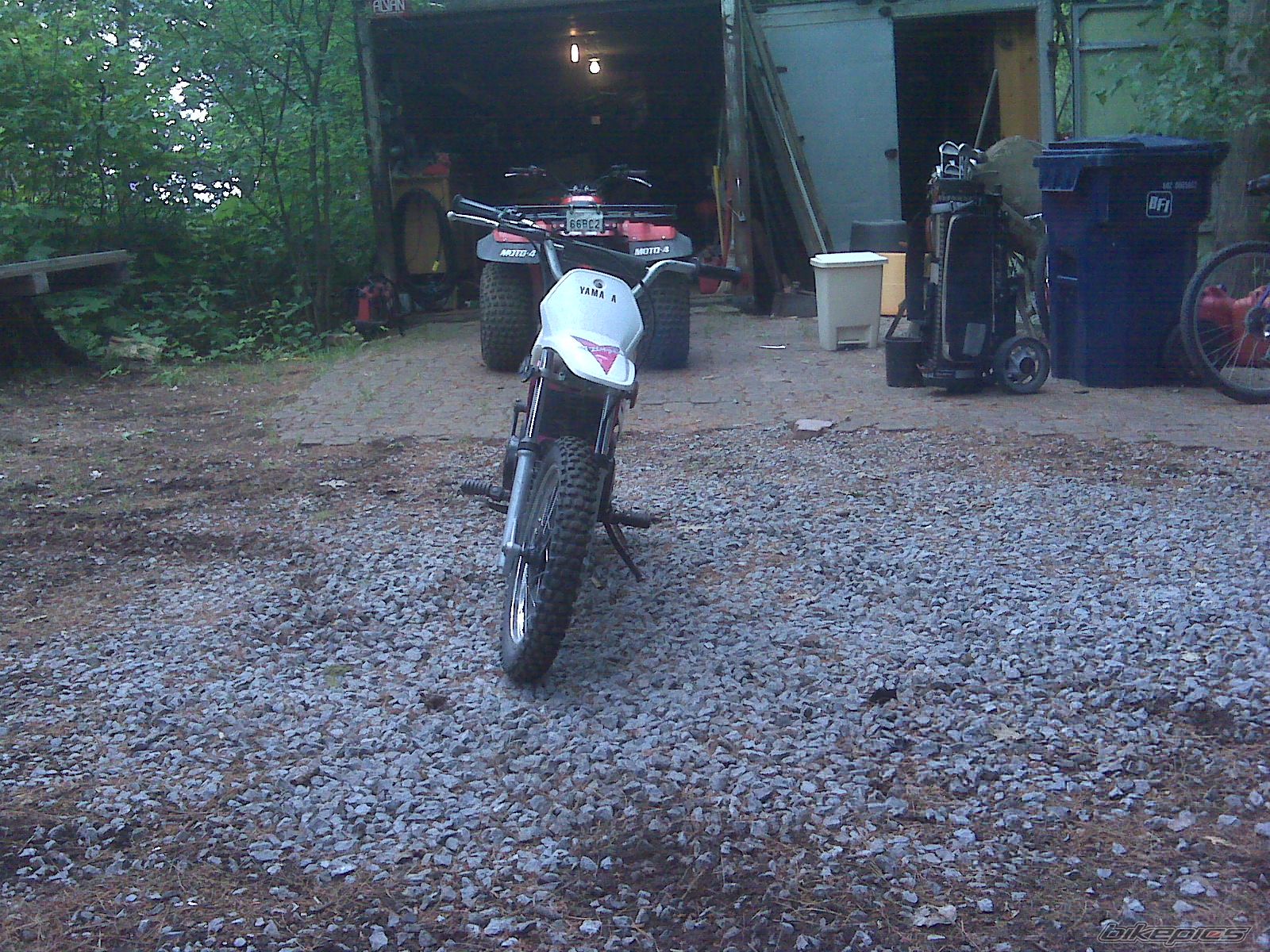 Photo 2003977