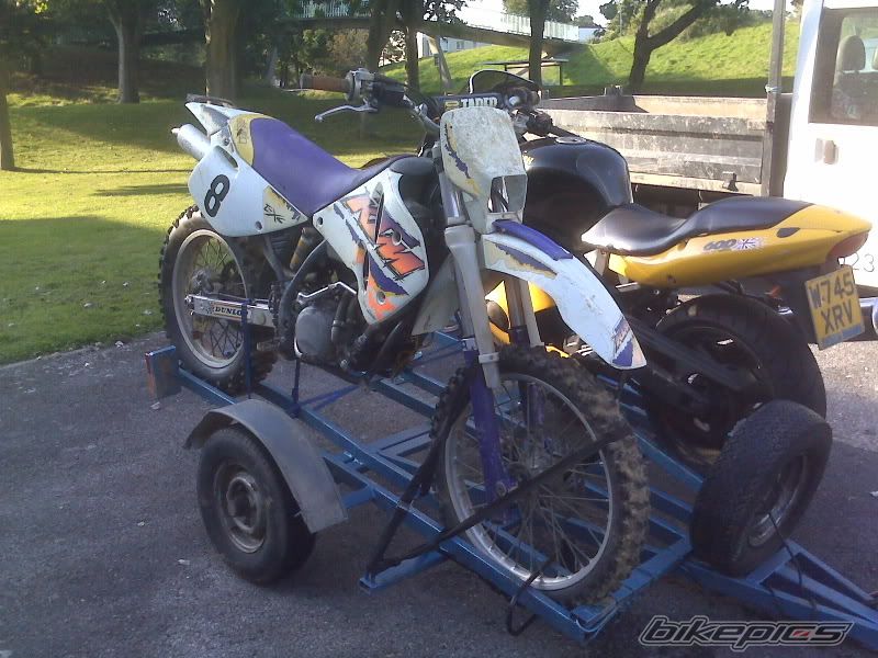 Photo 2004025