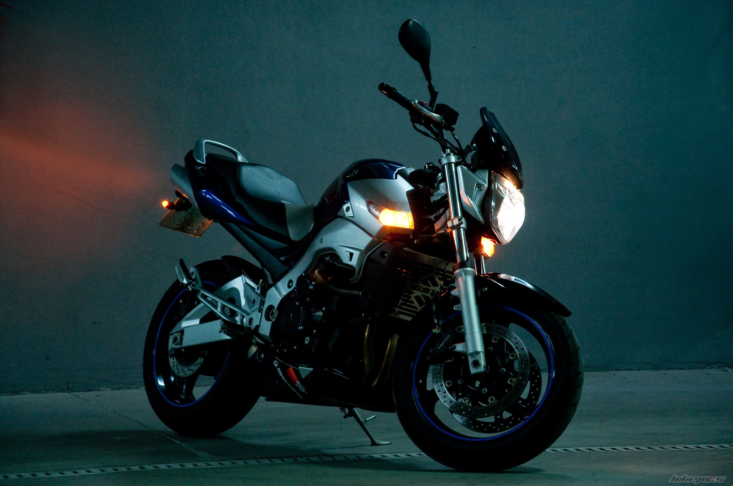 Bike Photo 2004068