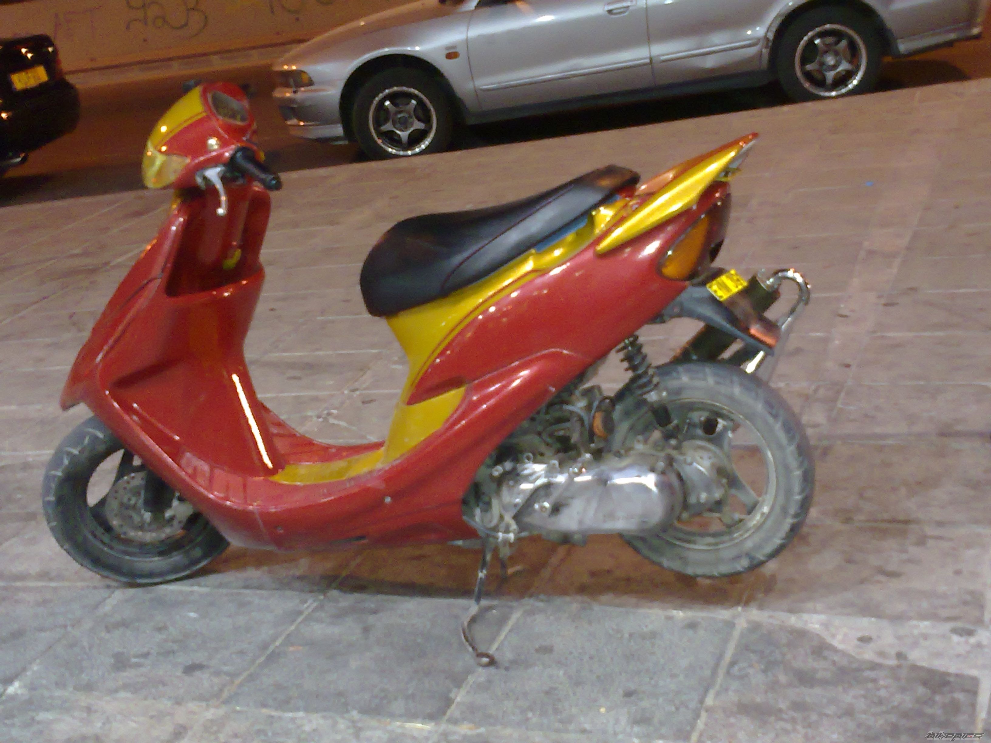 Photo 2004085