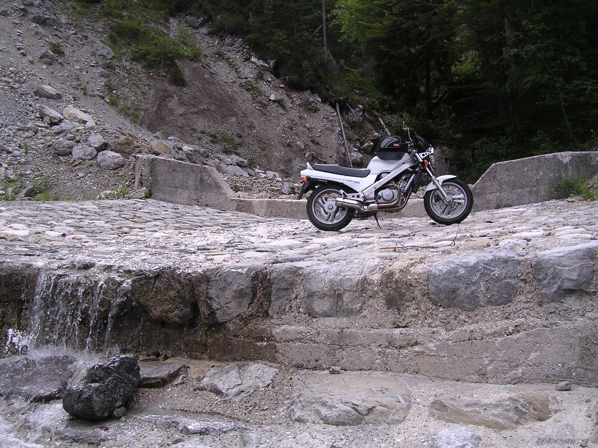 Bike Photo 2004116