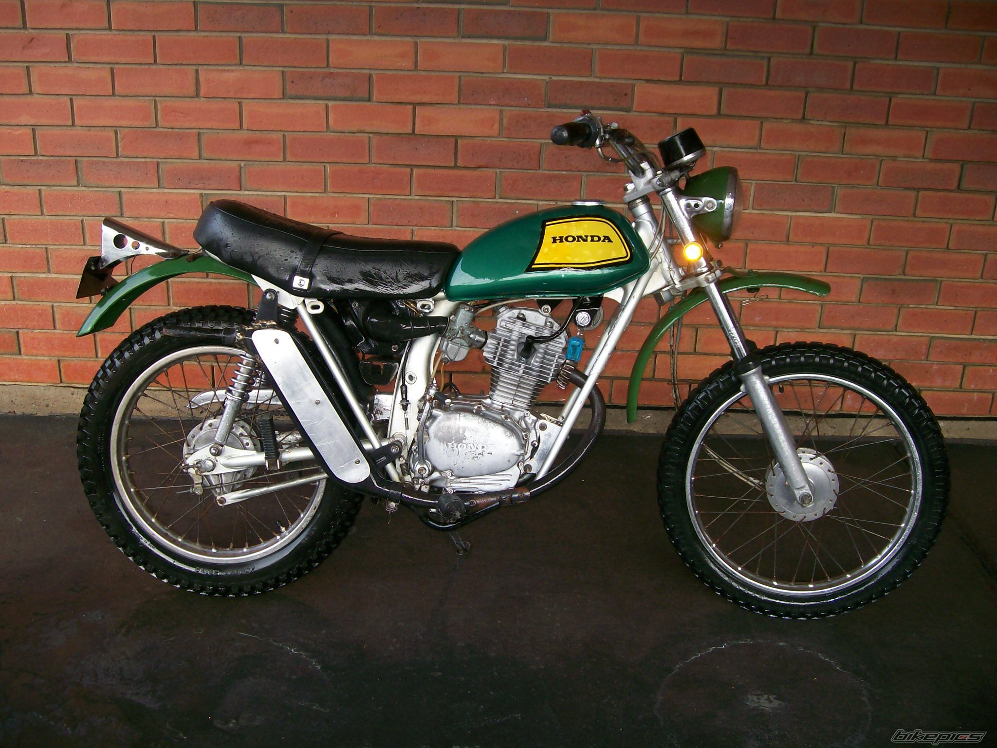 Bike Photo 2004254