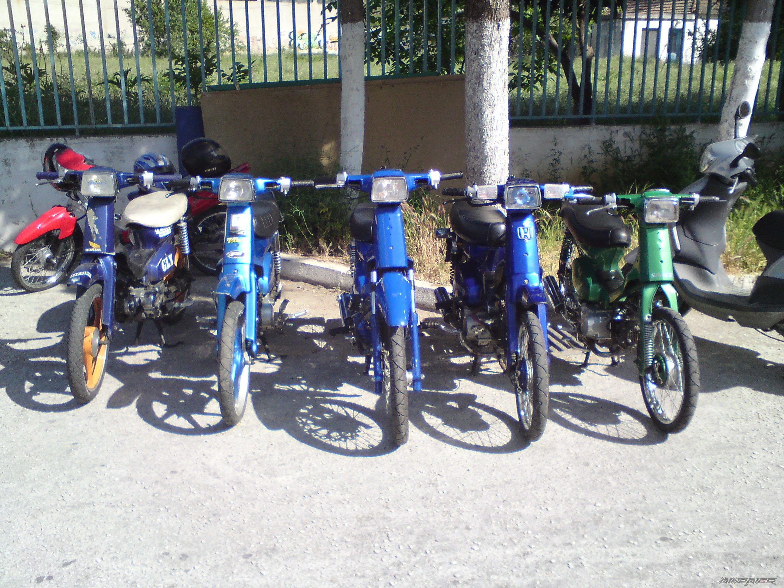Photo 2004256