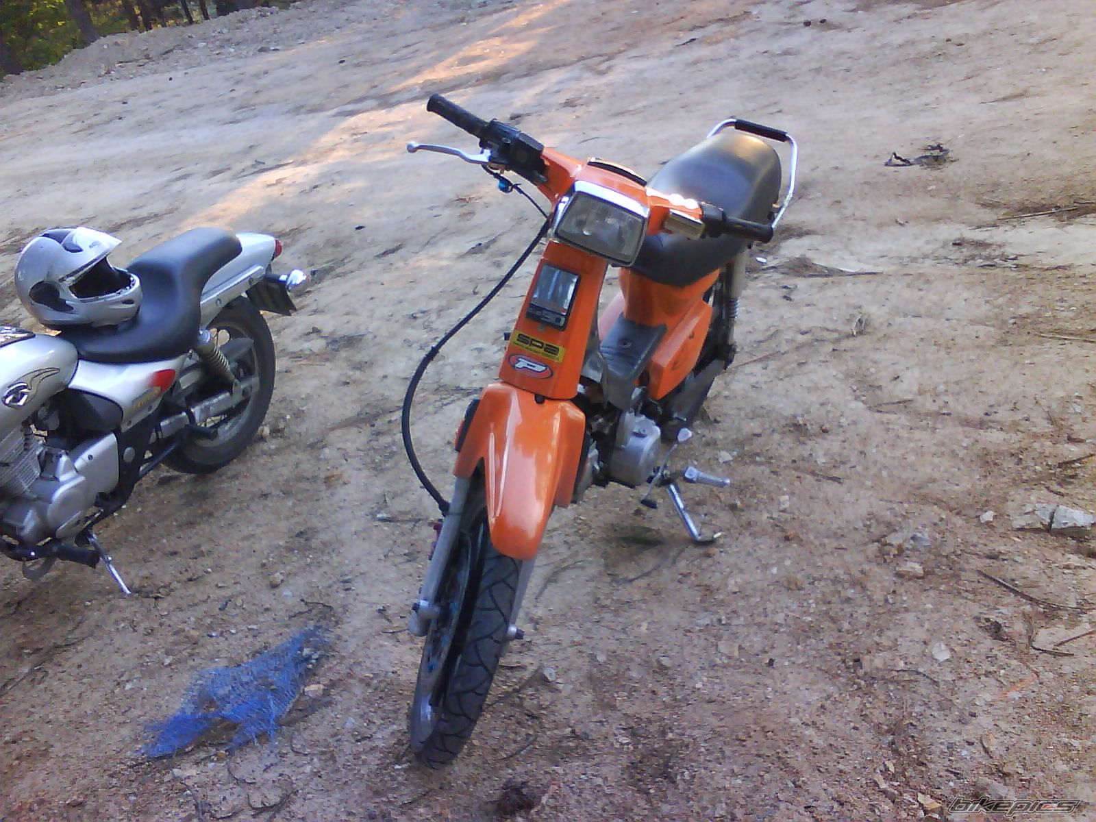 Photo 2004262