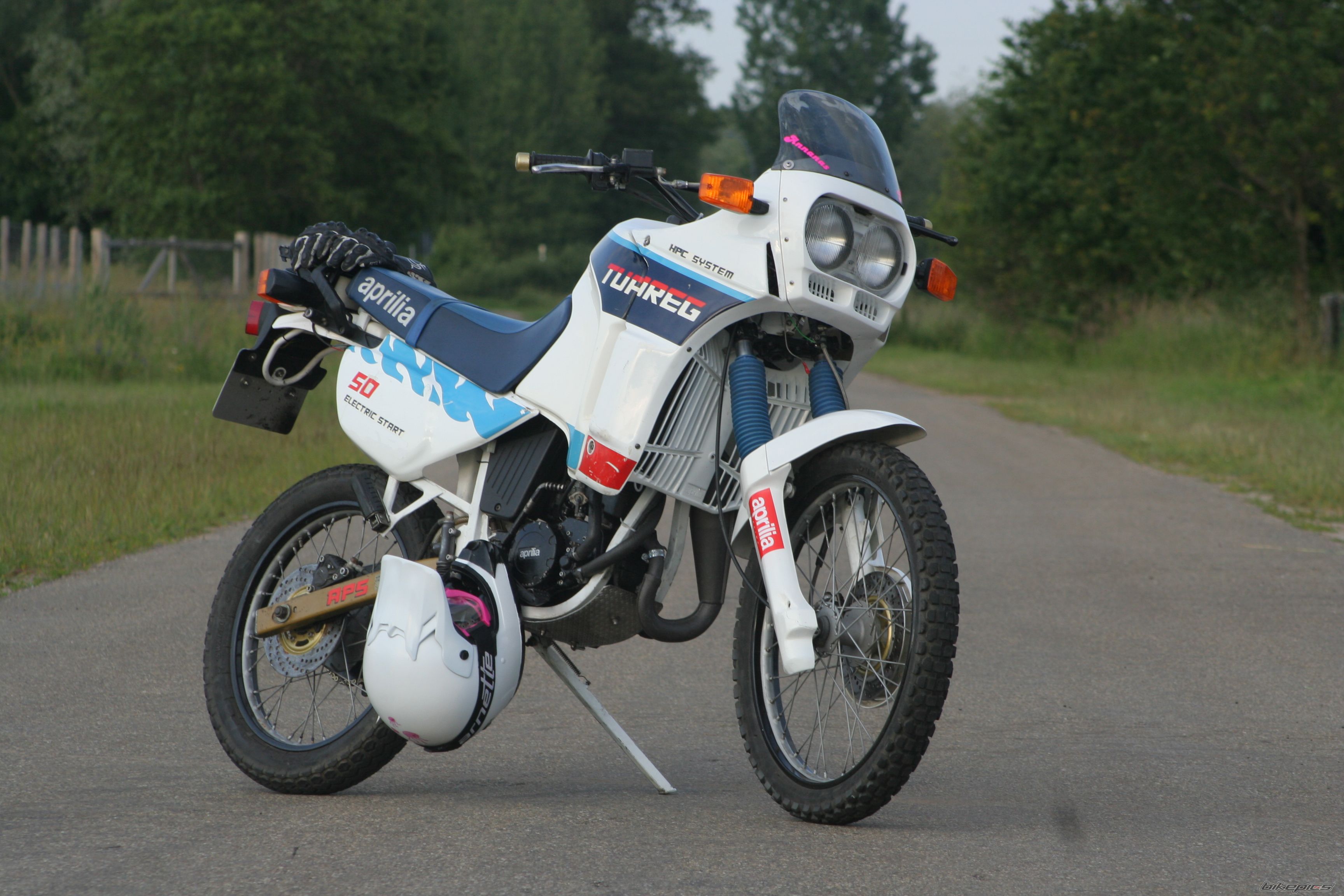 Bike Photo 2004332