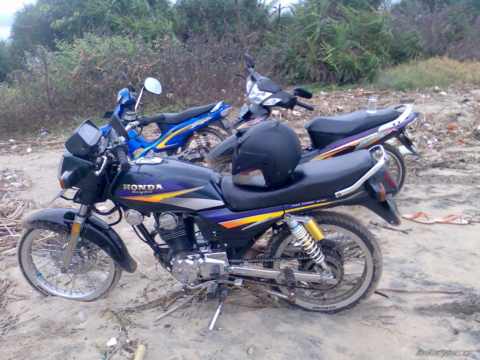 Photo 2004431
