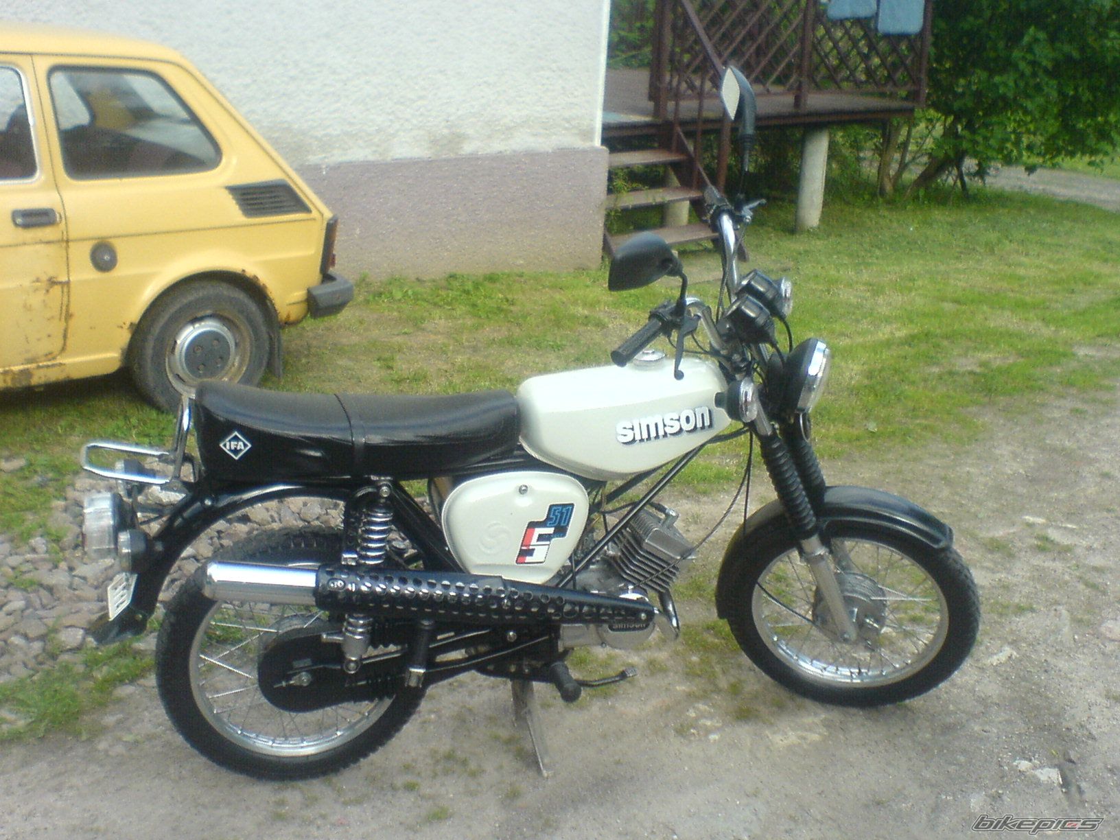 Photo 2004447