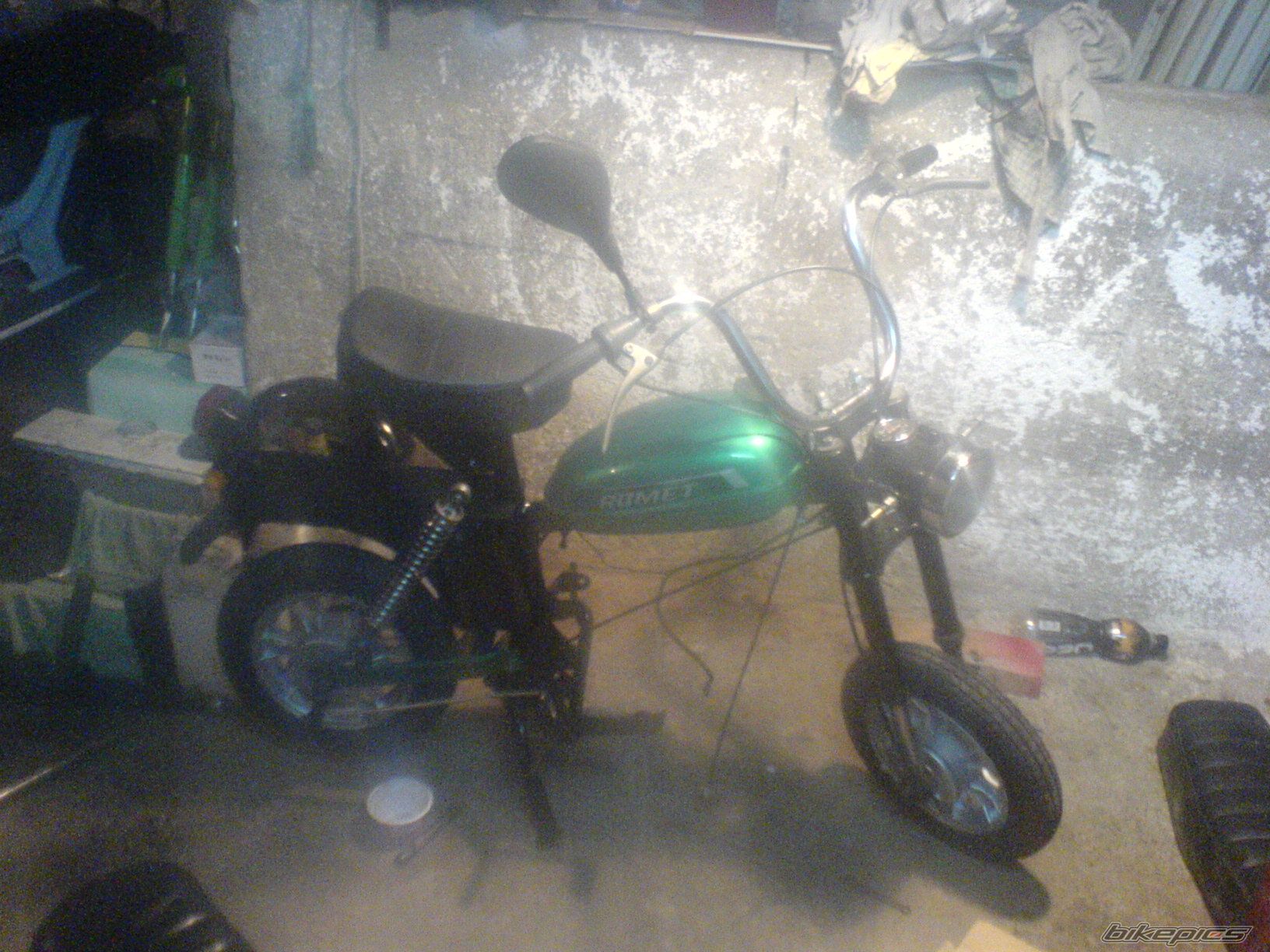 Photo 2004536