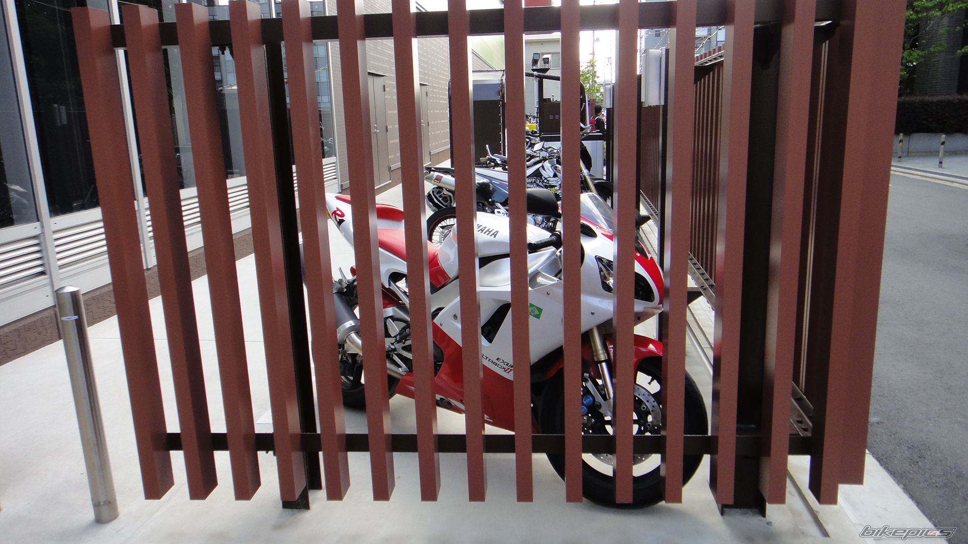 Bike Photo 2004576