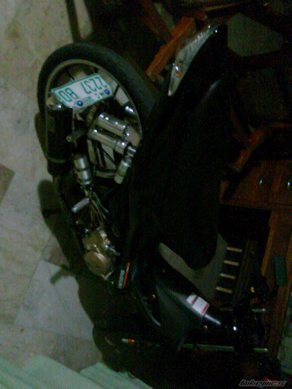Photo 2004603