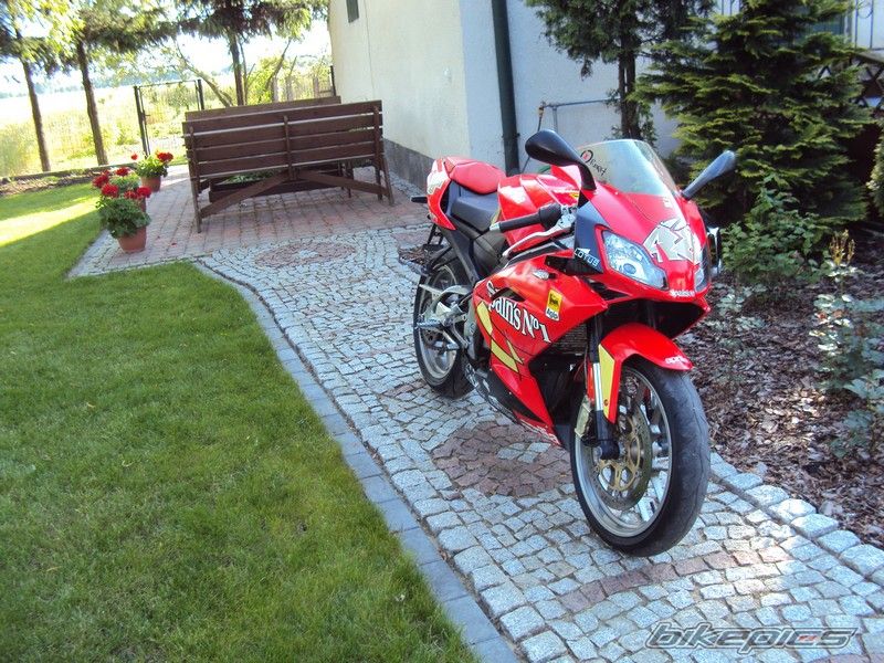 Bike Photo 2004796