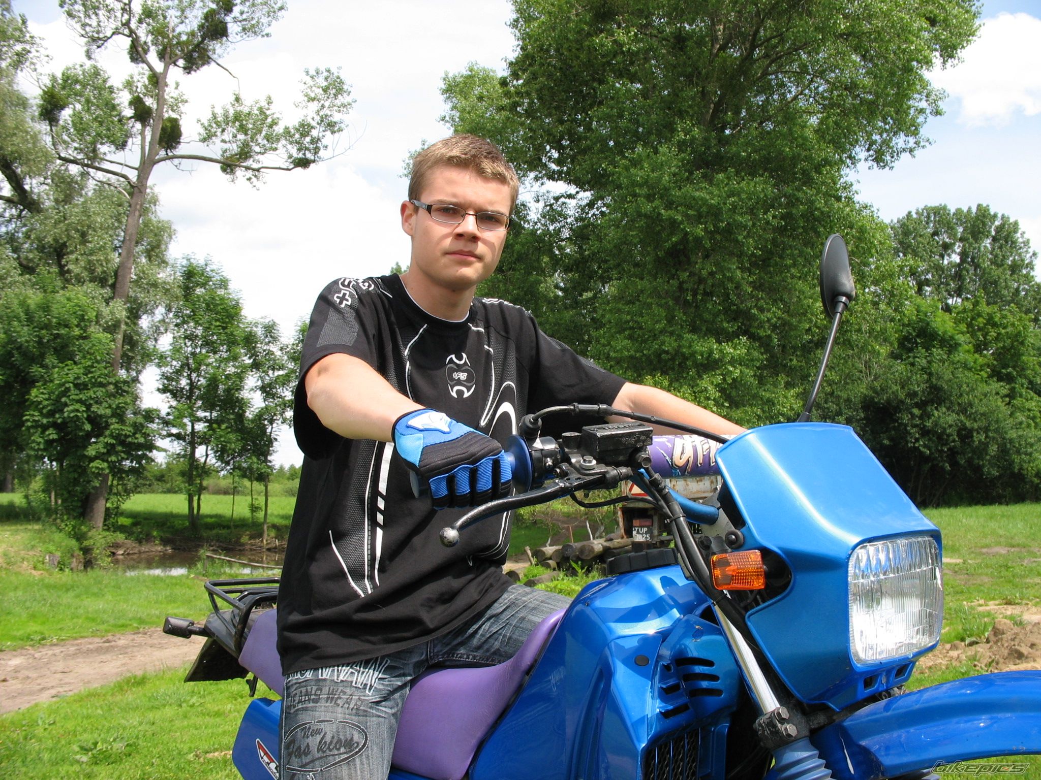 Photo 2004961