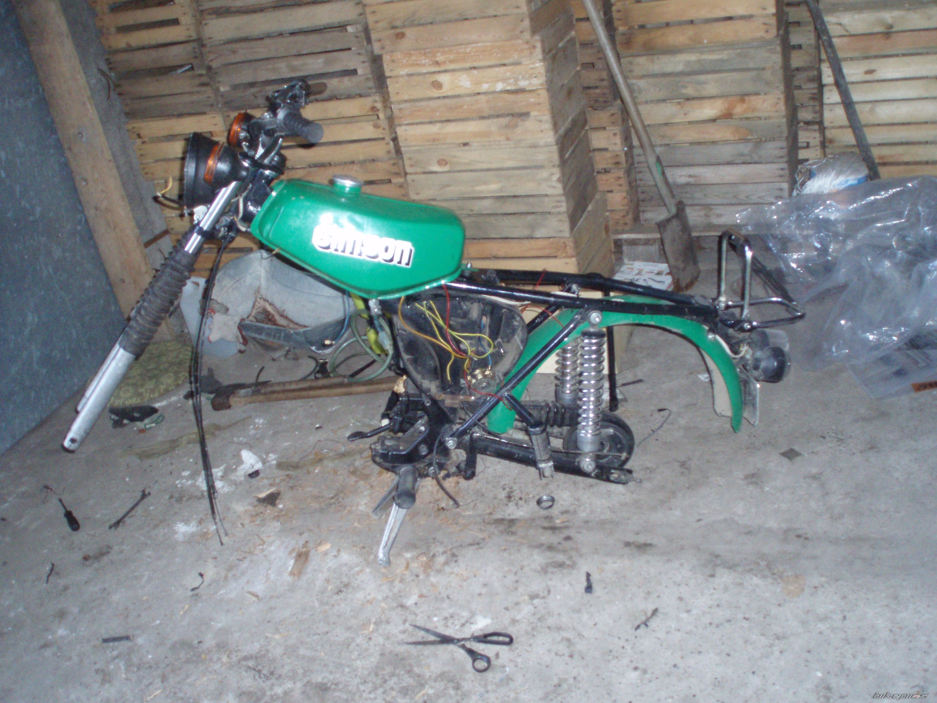 Photo 2004994
