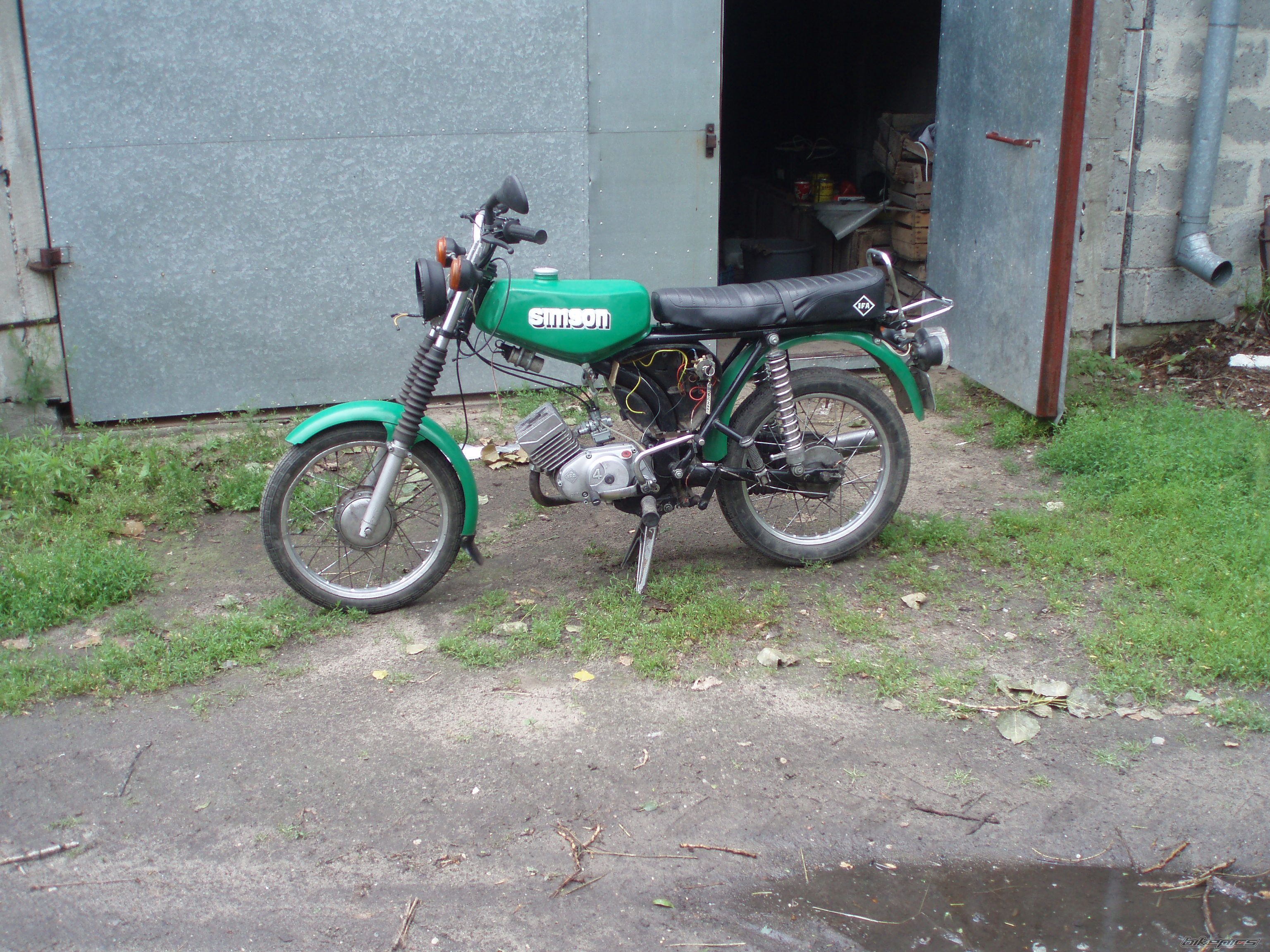 Photo 2004995