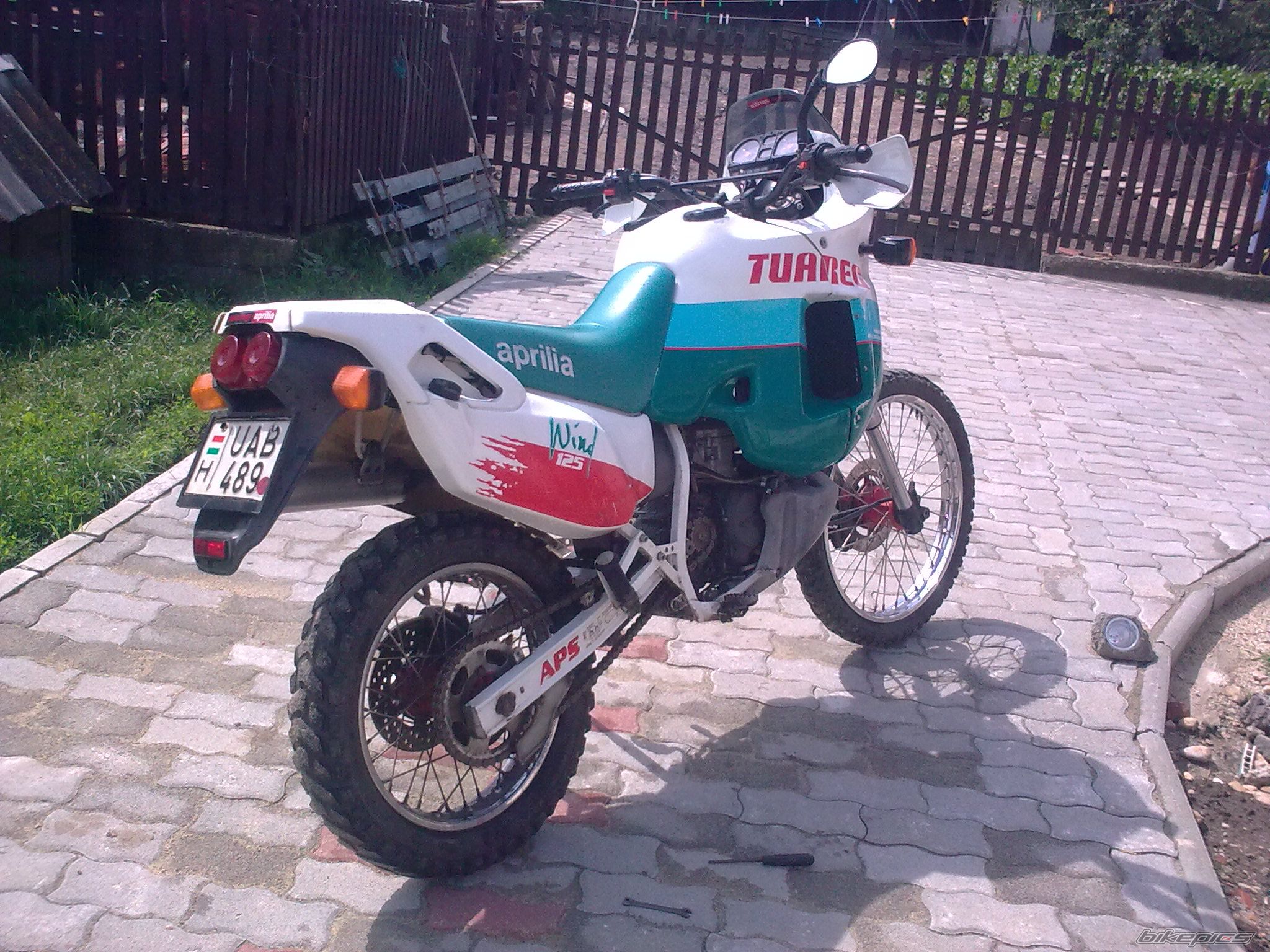 Photo 2005105