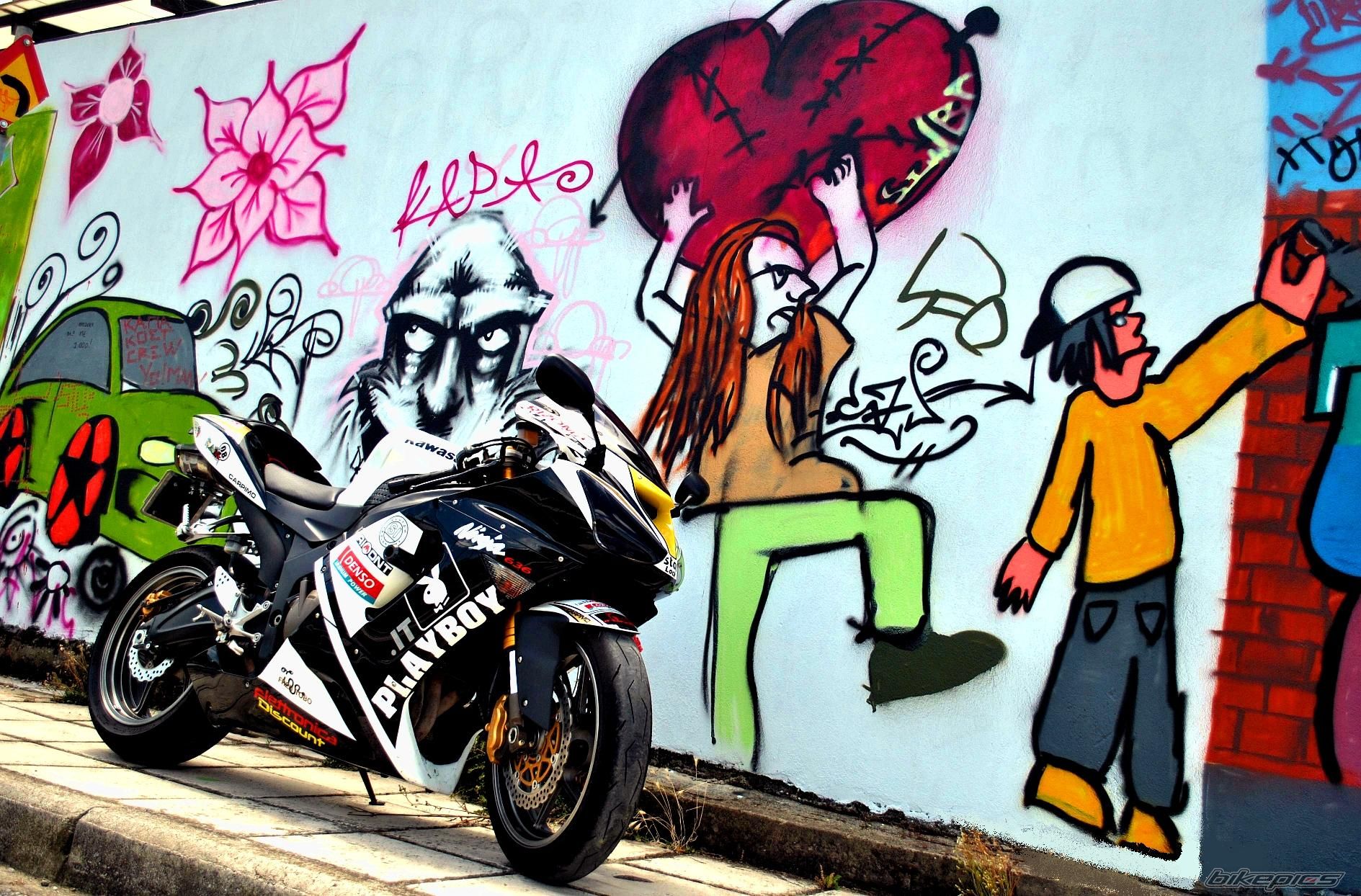 Bike Photo 2005114