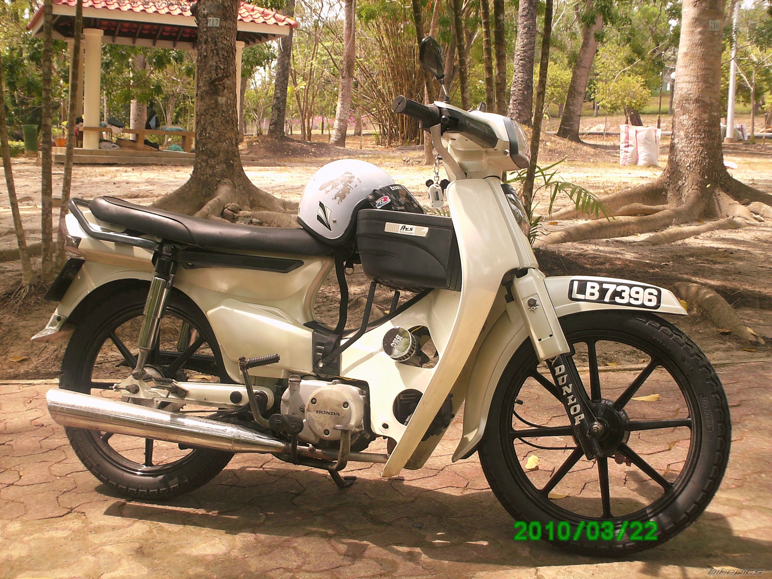 Photo 2005597