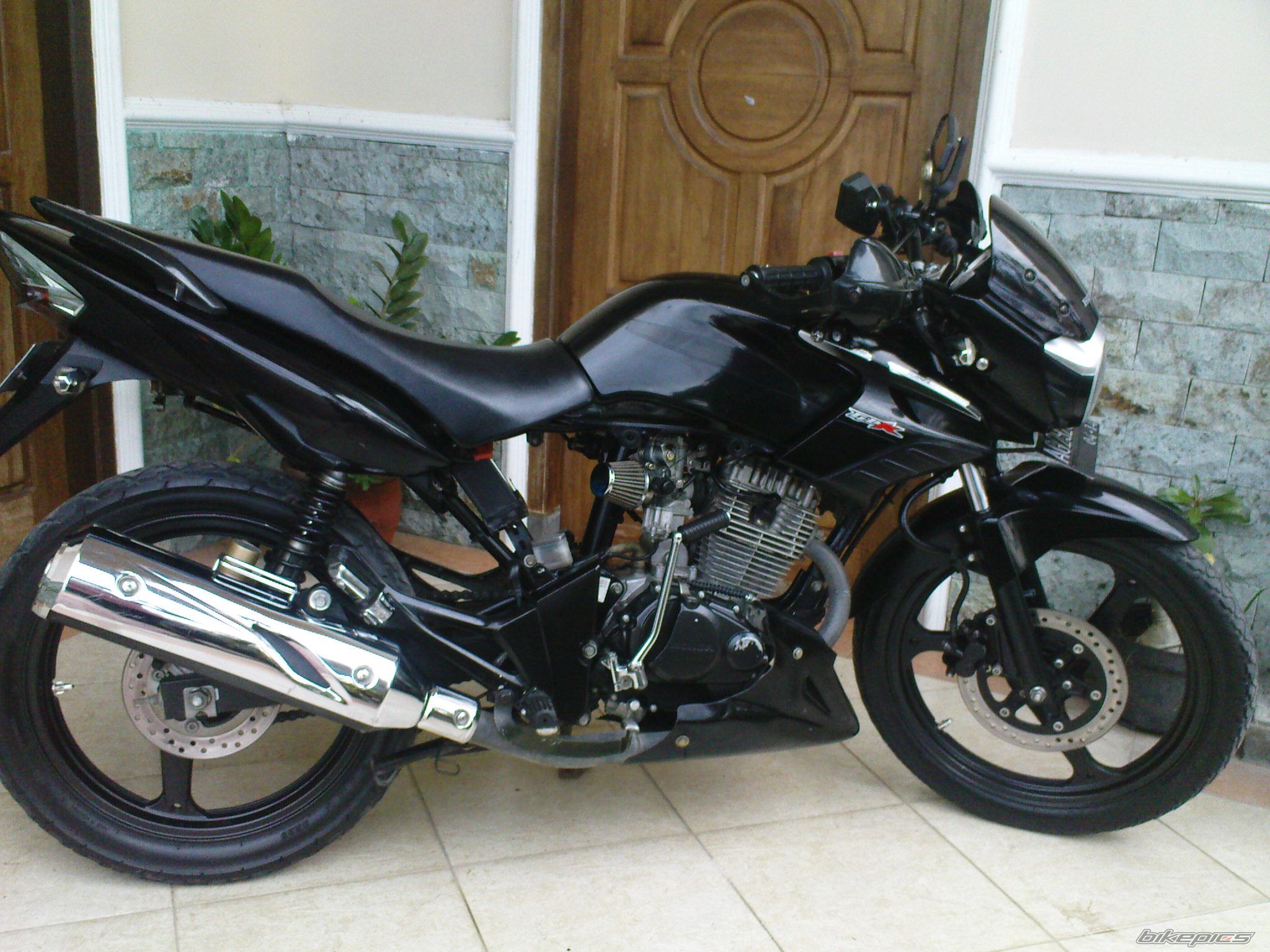Photo 2005633