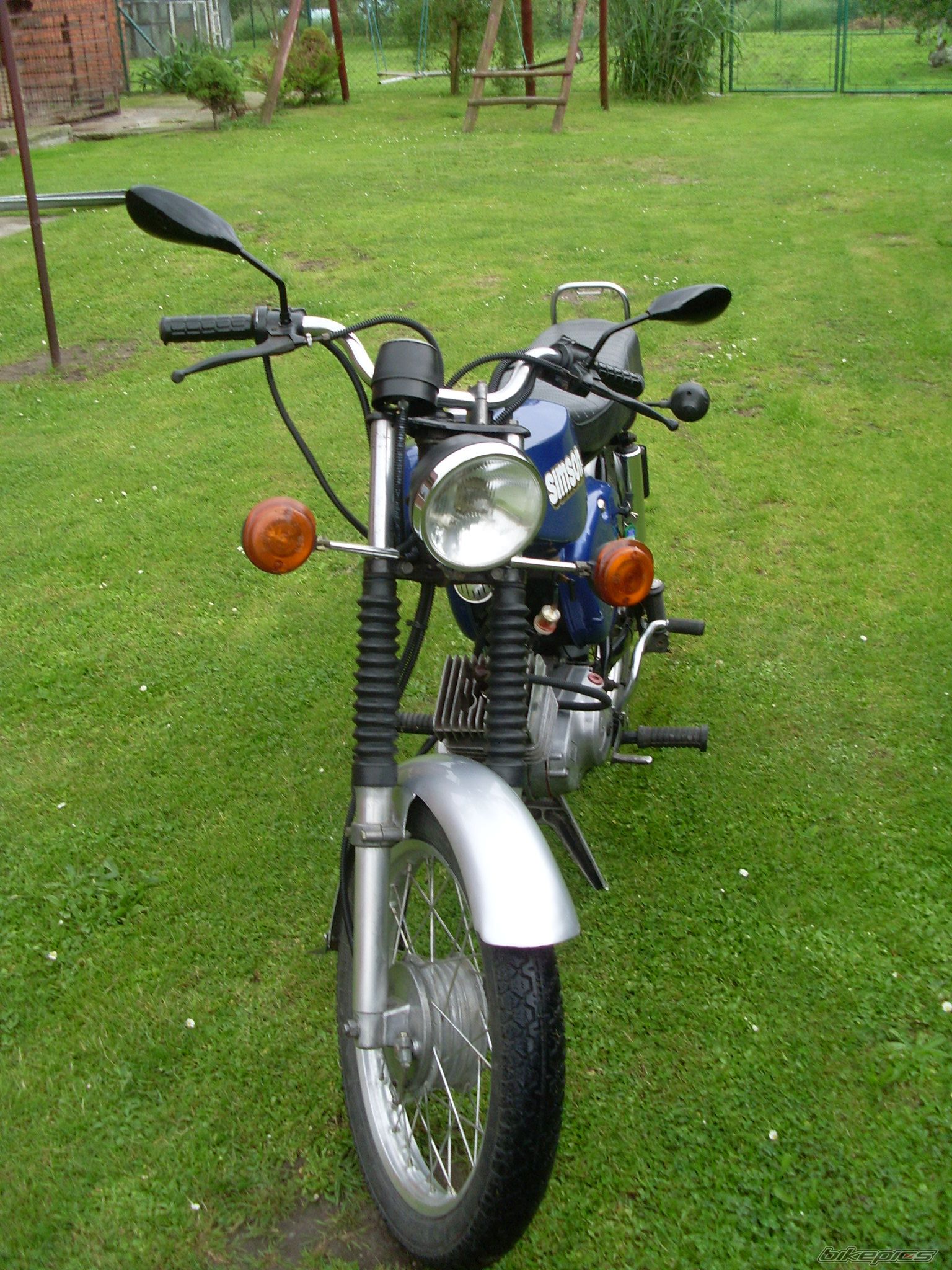 Photo 2005912