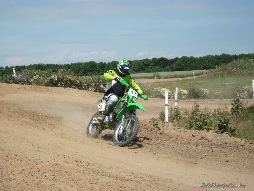 Photo 2006137