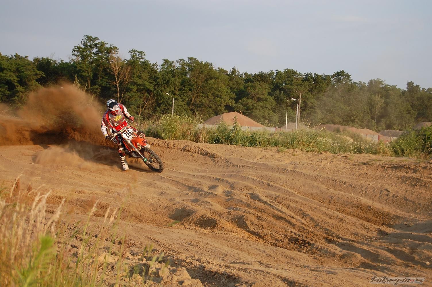 Photo 2006771