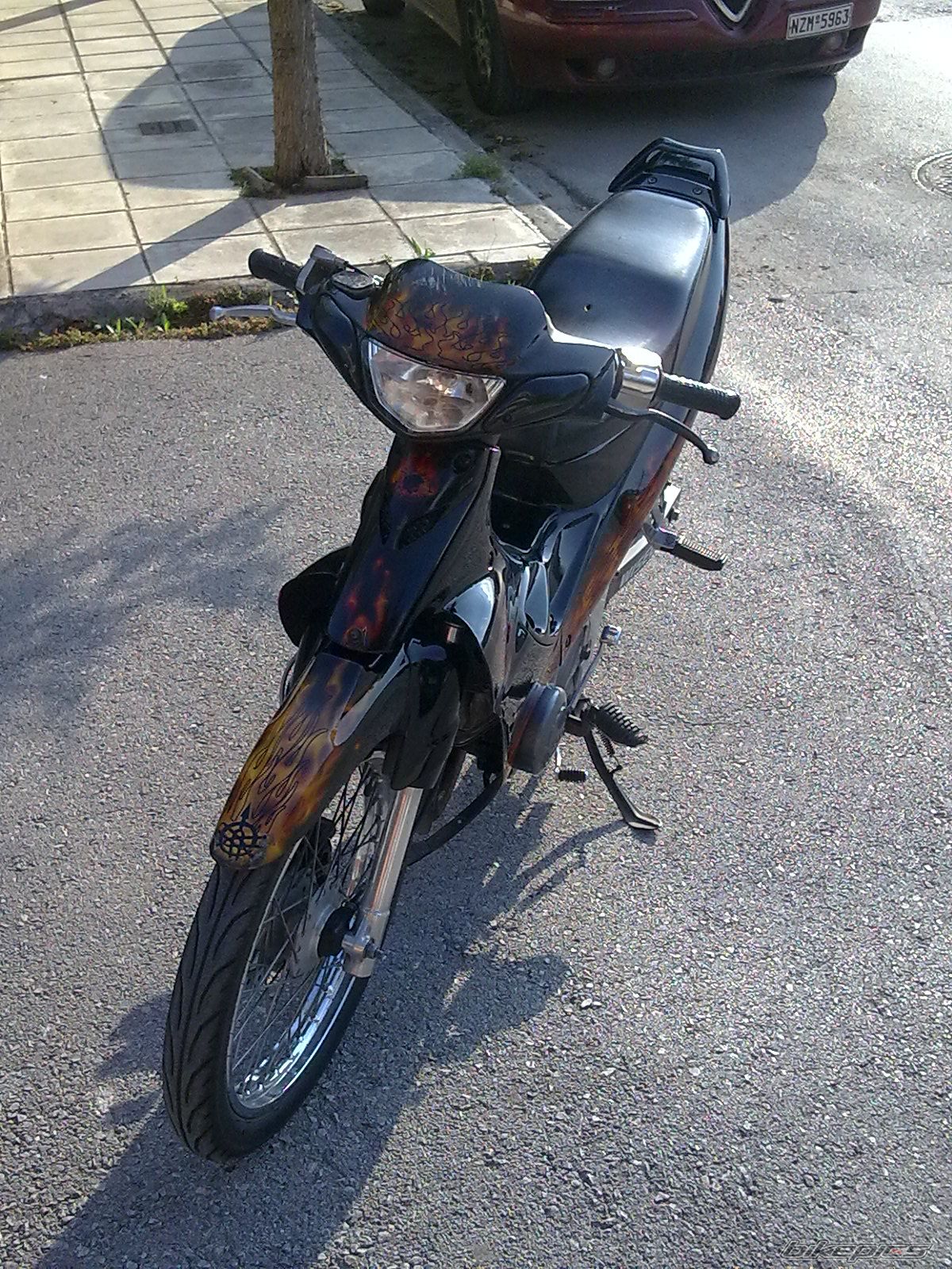 Photo 2006883