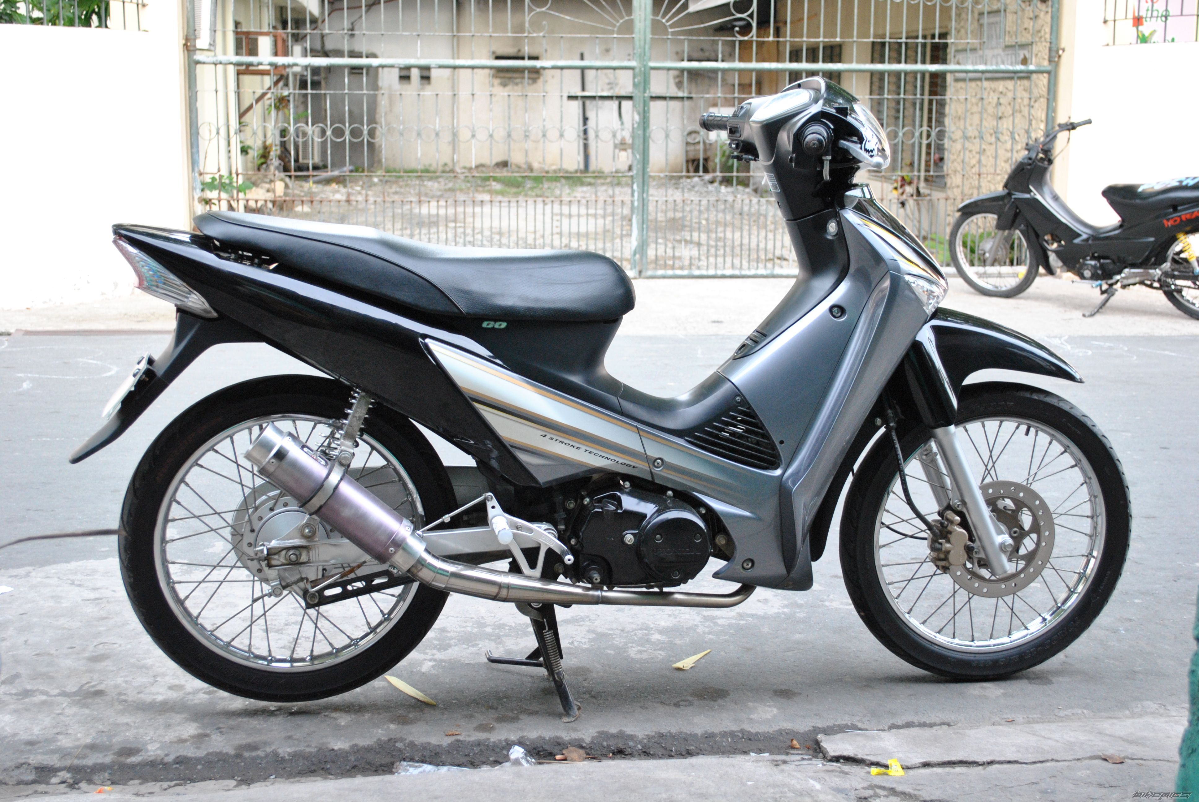 Bike Photo 2007071