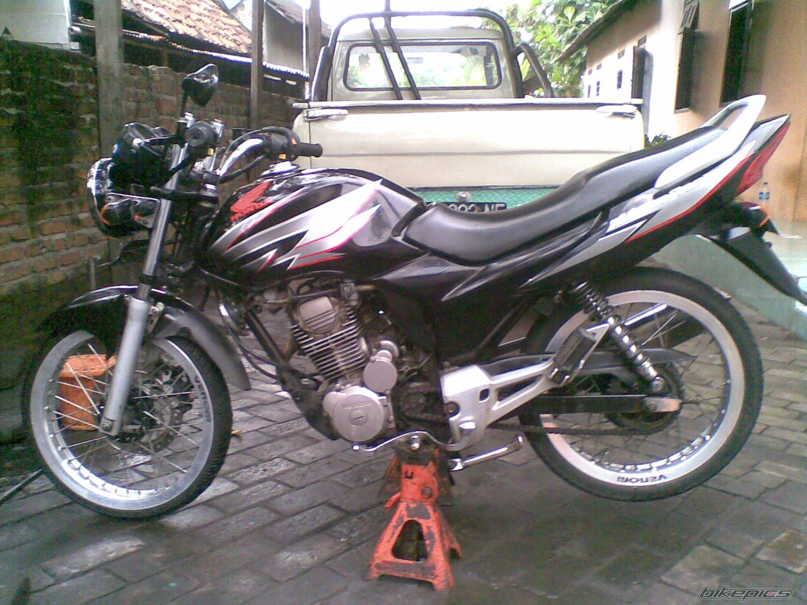 Photo 2007657