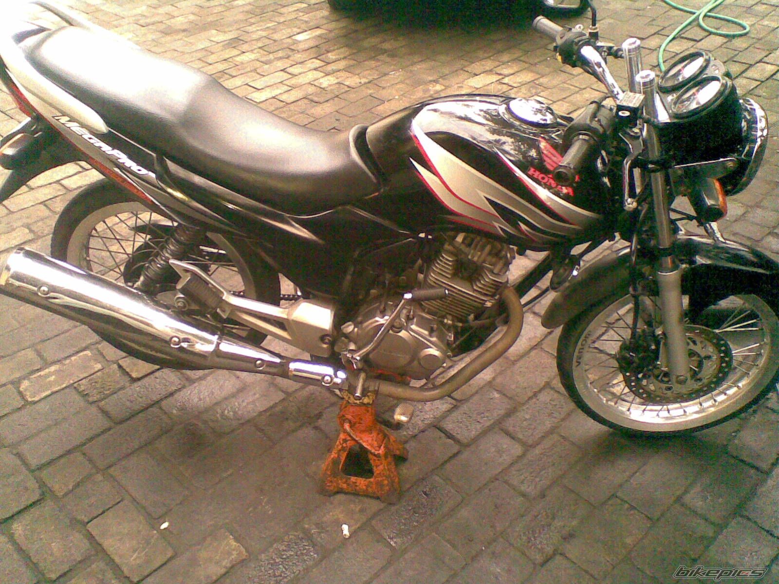 Photo 2007658