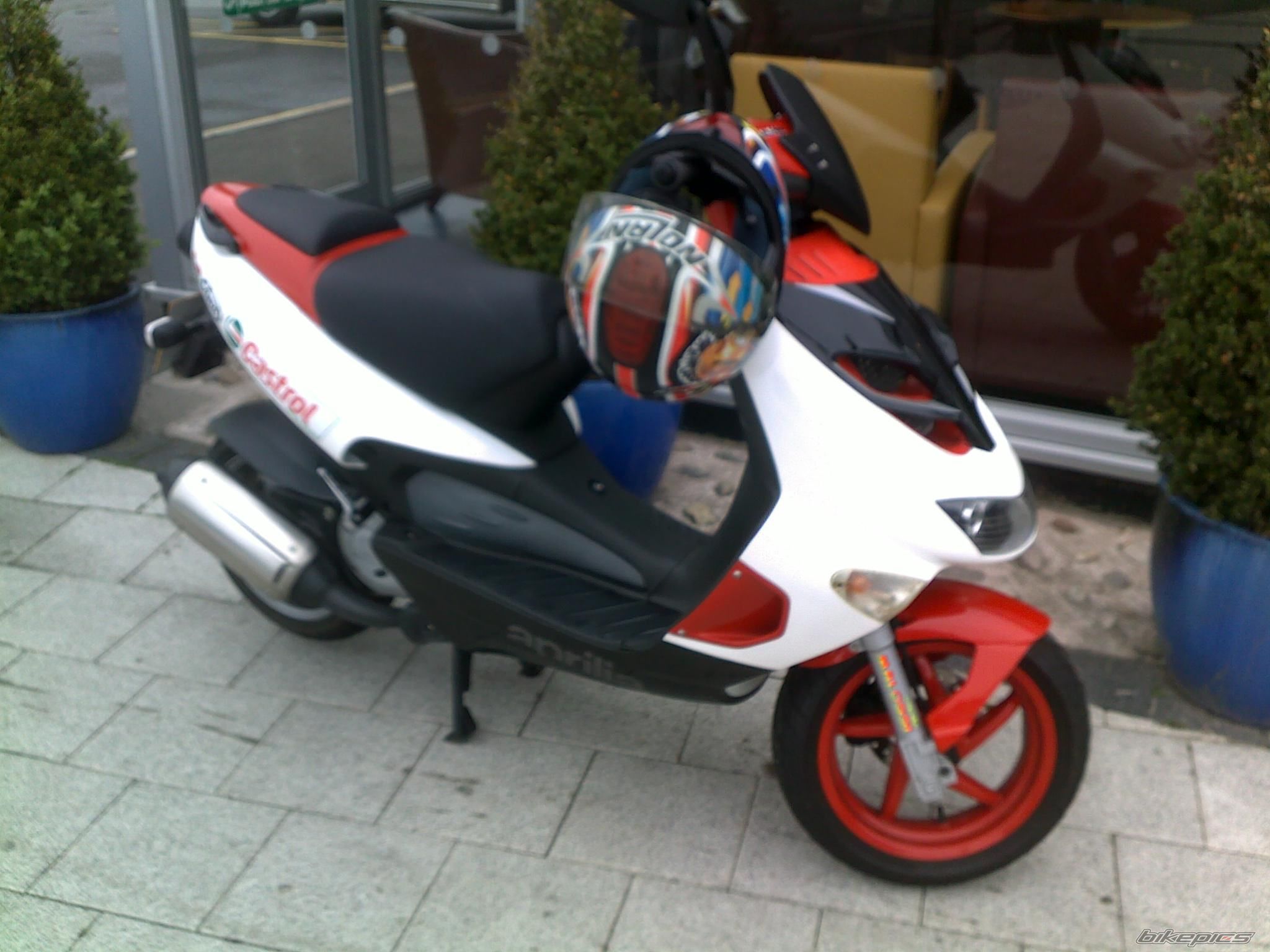 Photo 2007930
