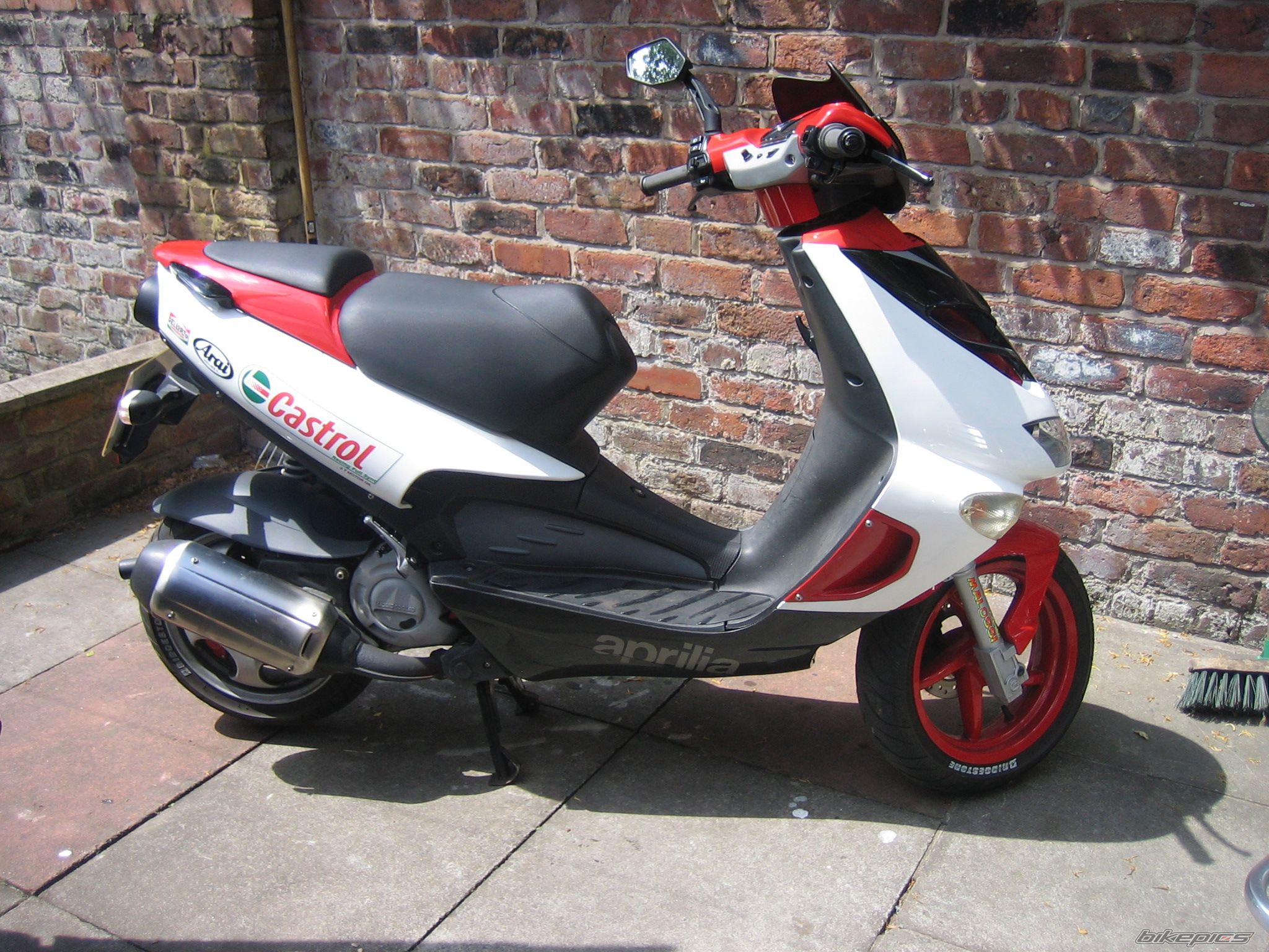 Photo 2007948