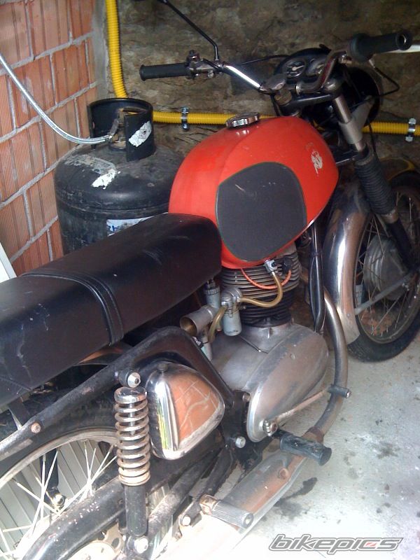 Photo 2008772