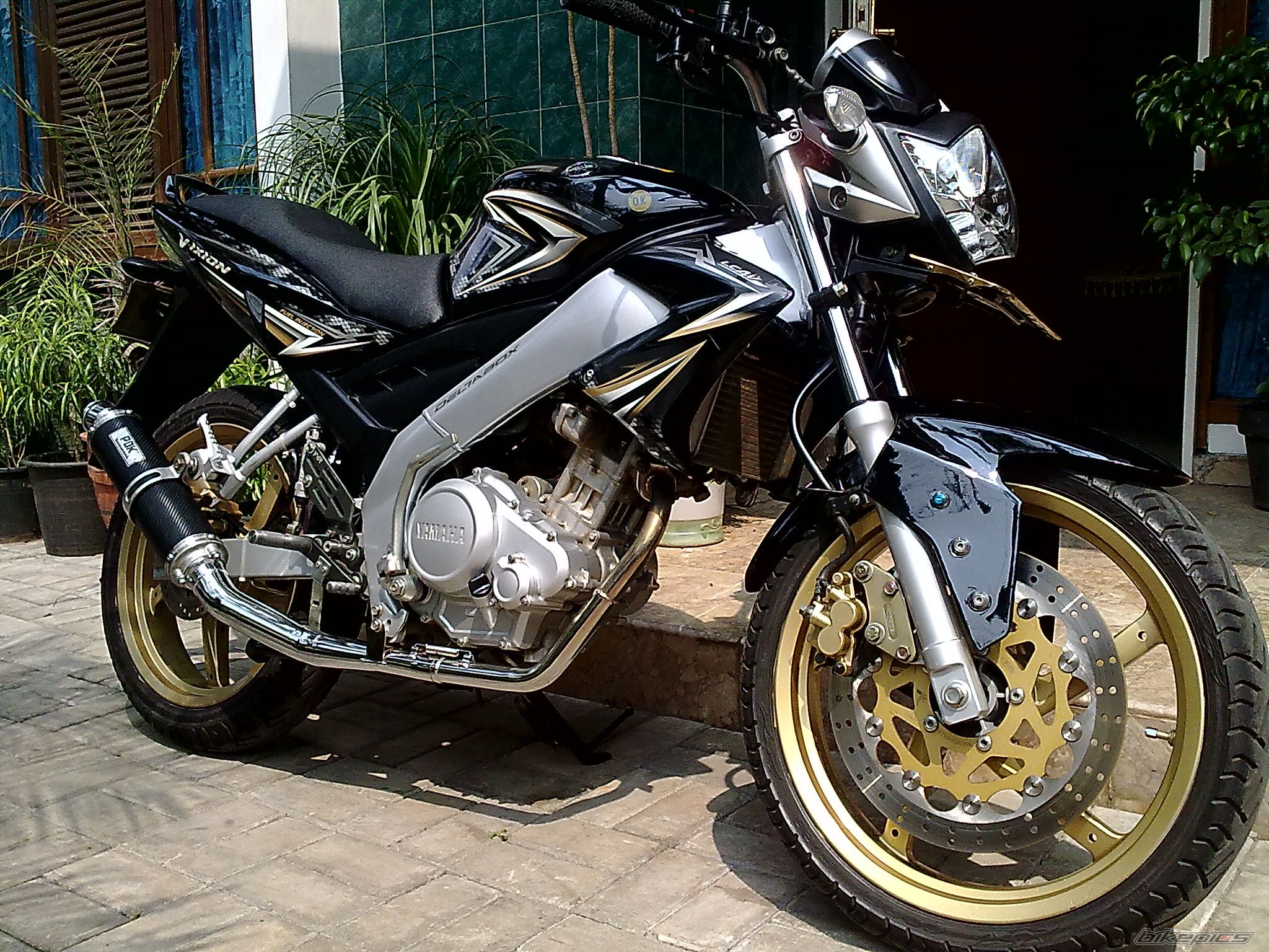 Photo 2008773