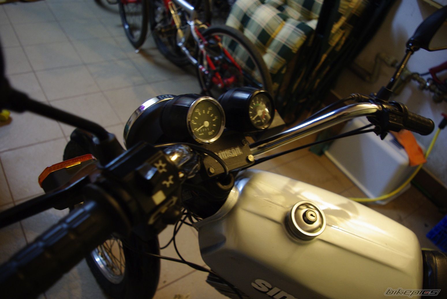 Bike Photo 2009055