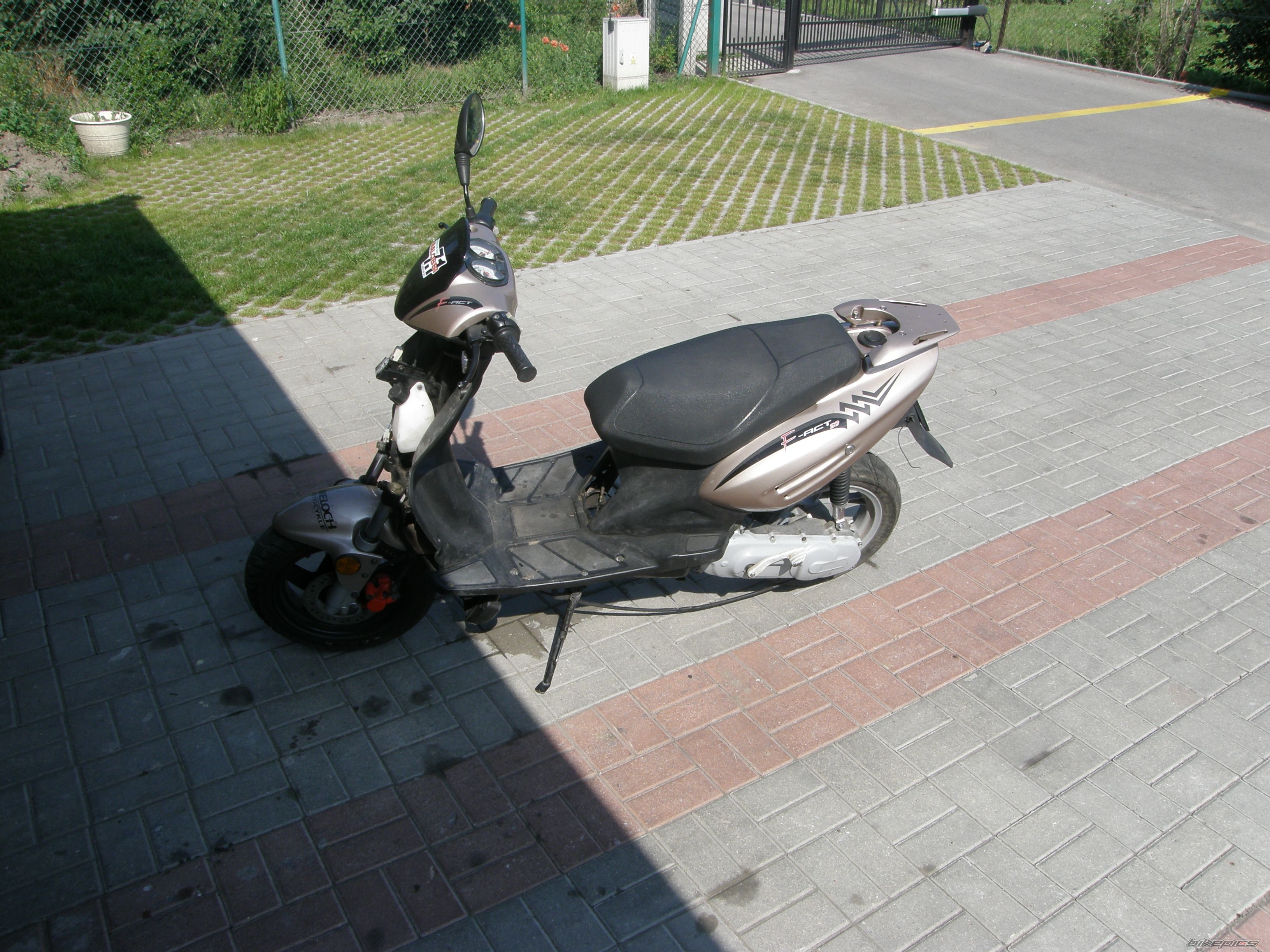 Bike Photo 2009887
