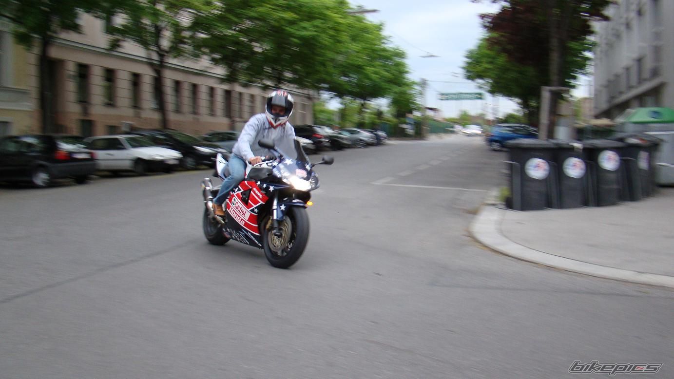 Photo 2009963