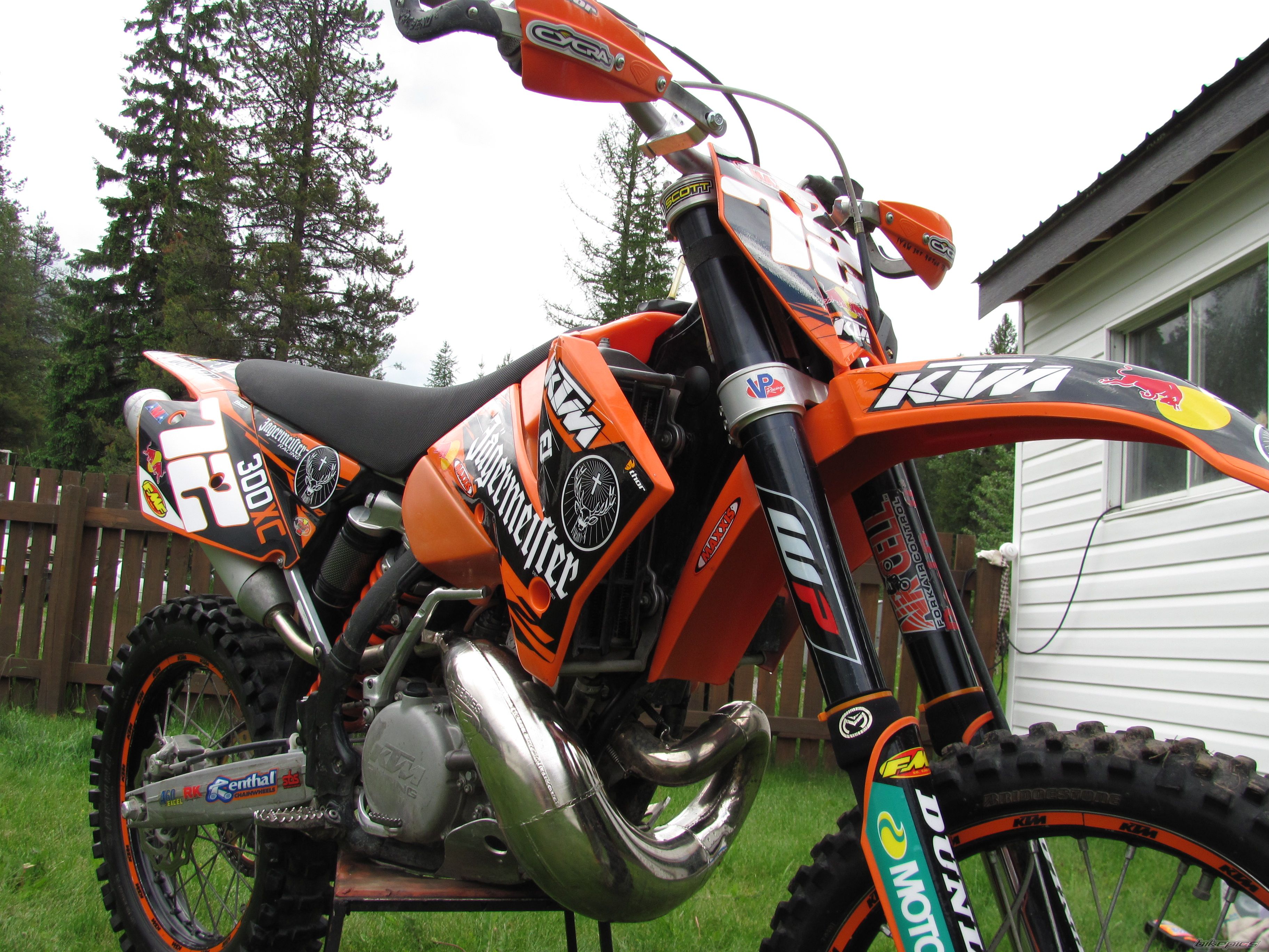 Bike Photo 2010340