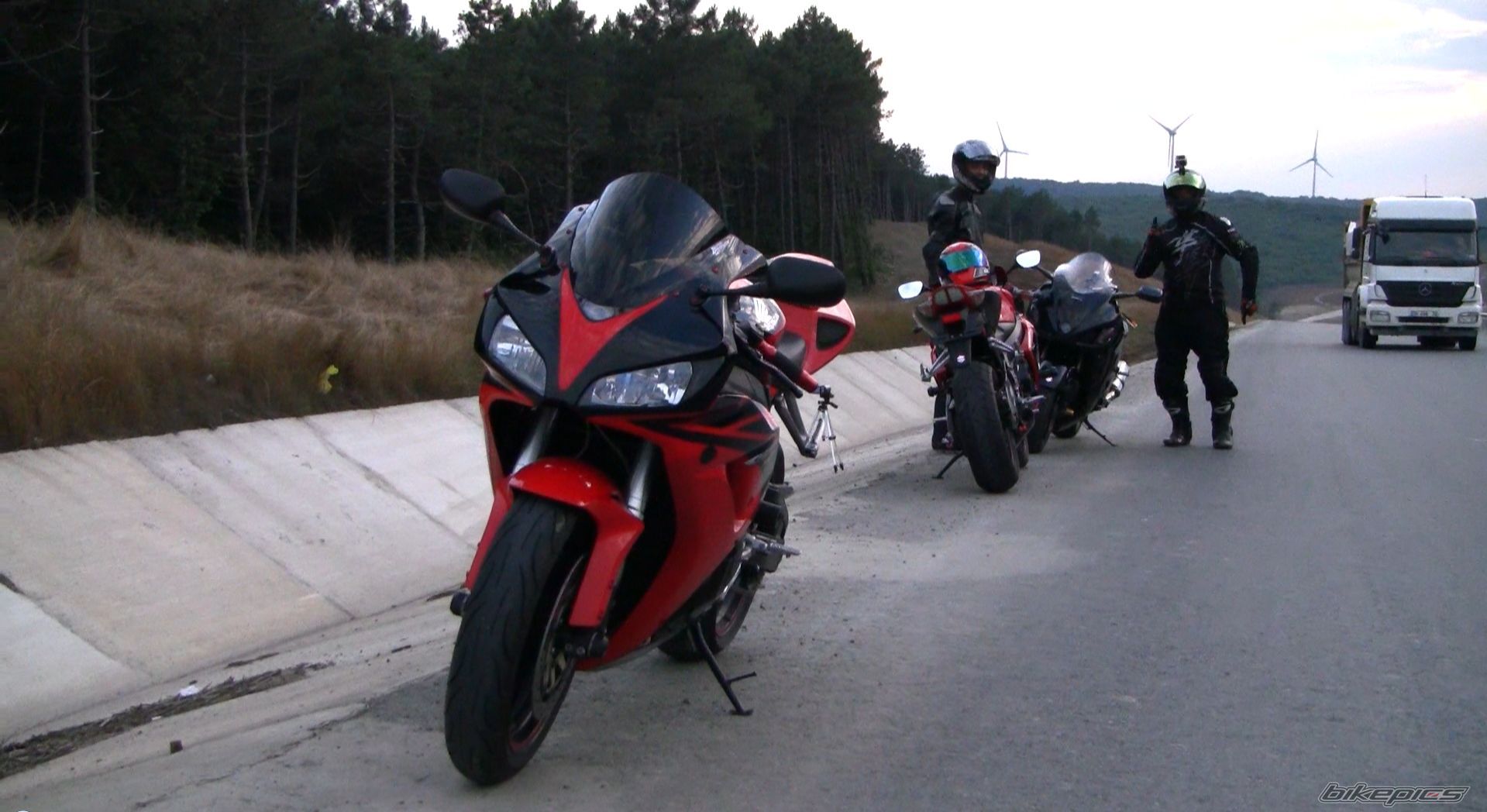 Bike Photo 2010854